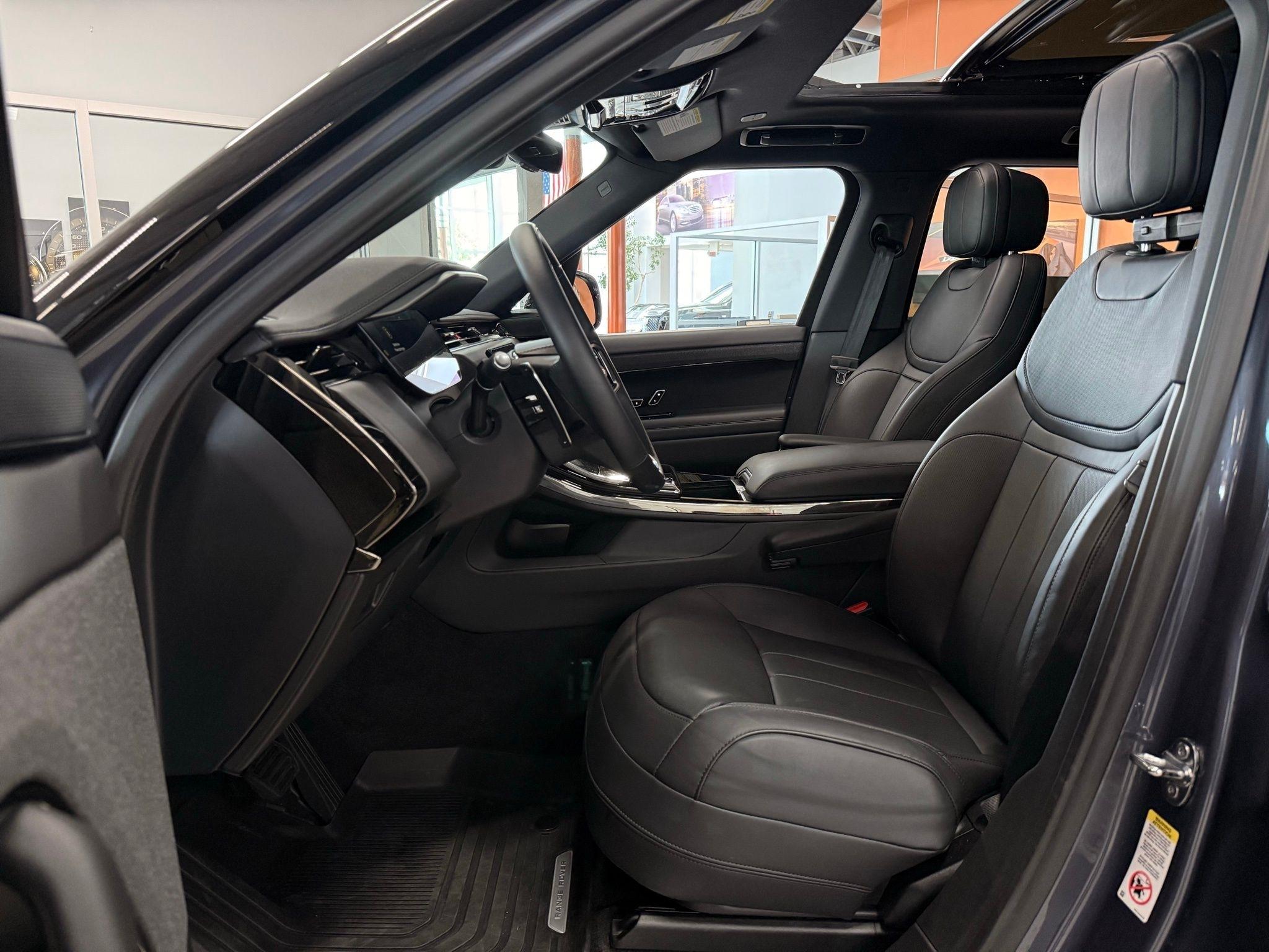 Land Rover Range Rover Sport  2025