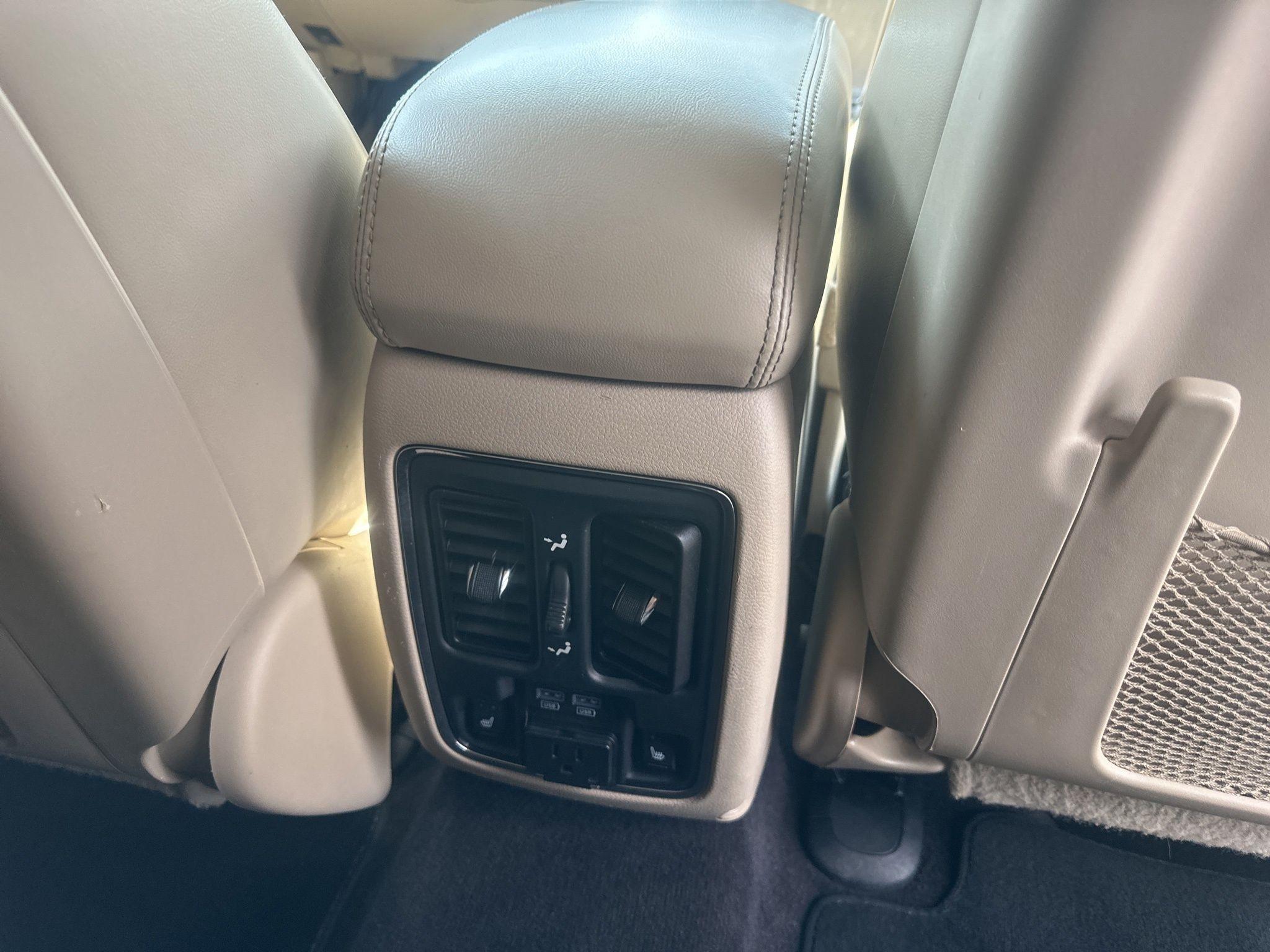 Jeep Grand Cherokee  2016