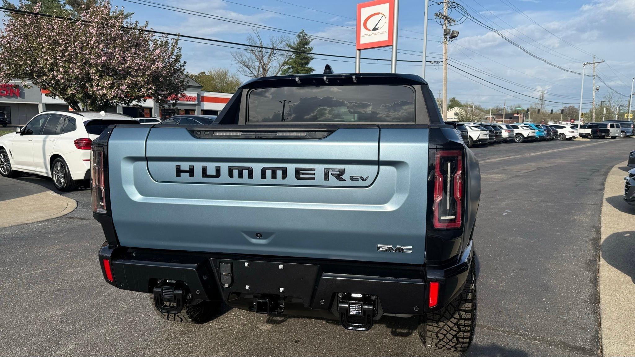 GMC HUMMER EV  2024
