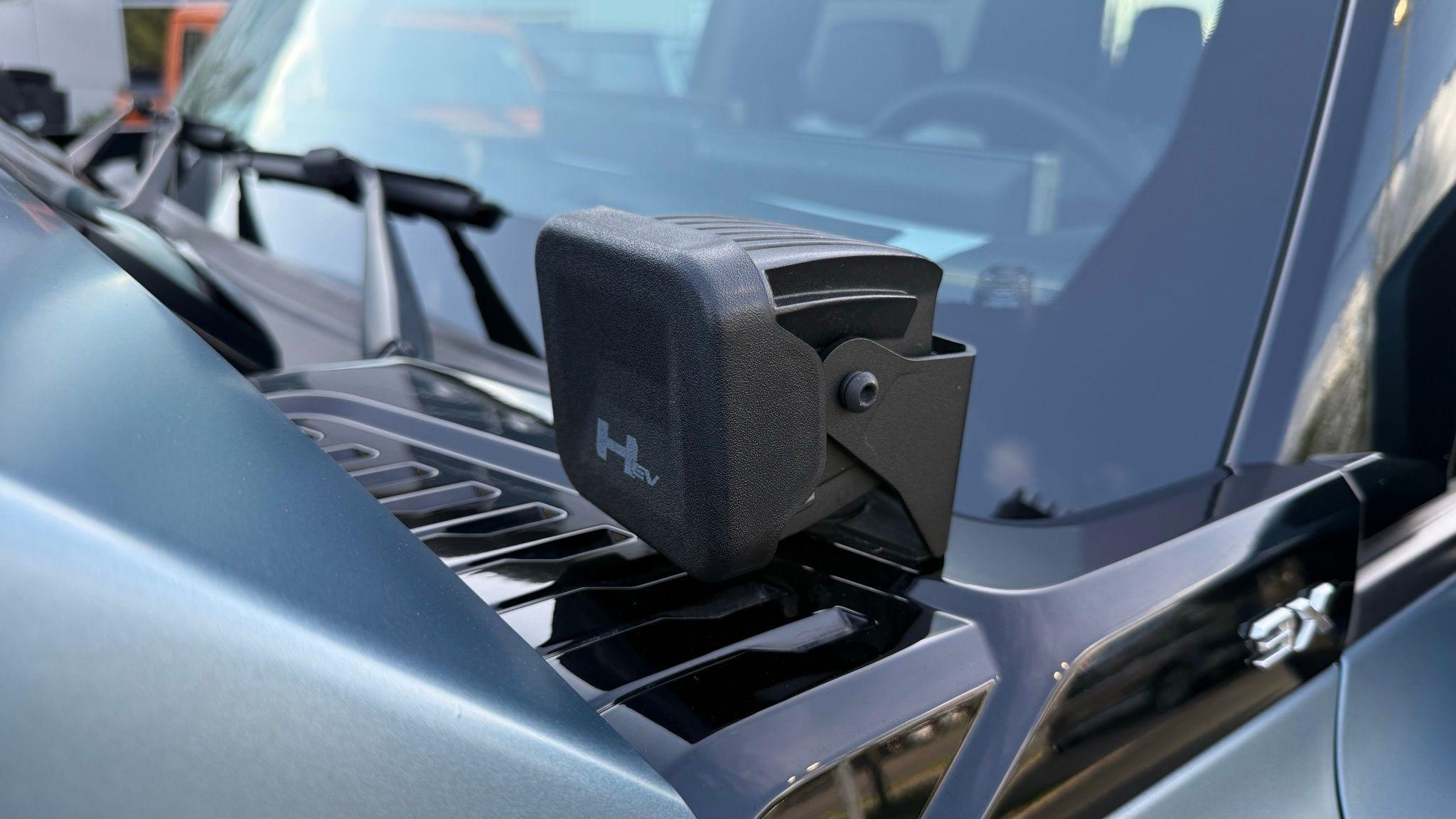 GMC HUMMER EV  2024