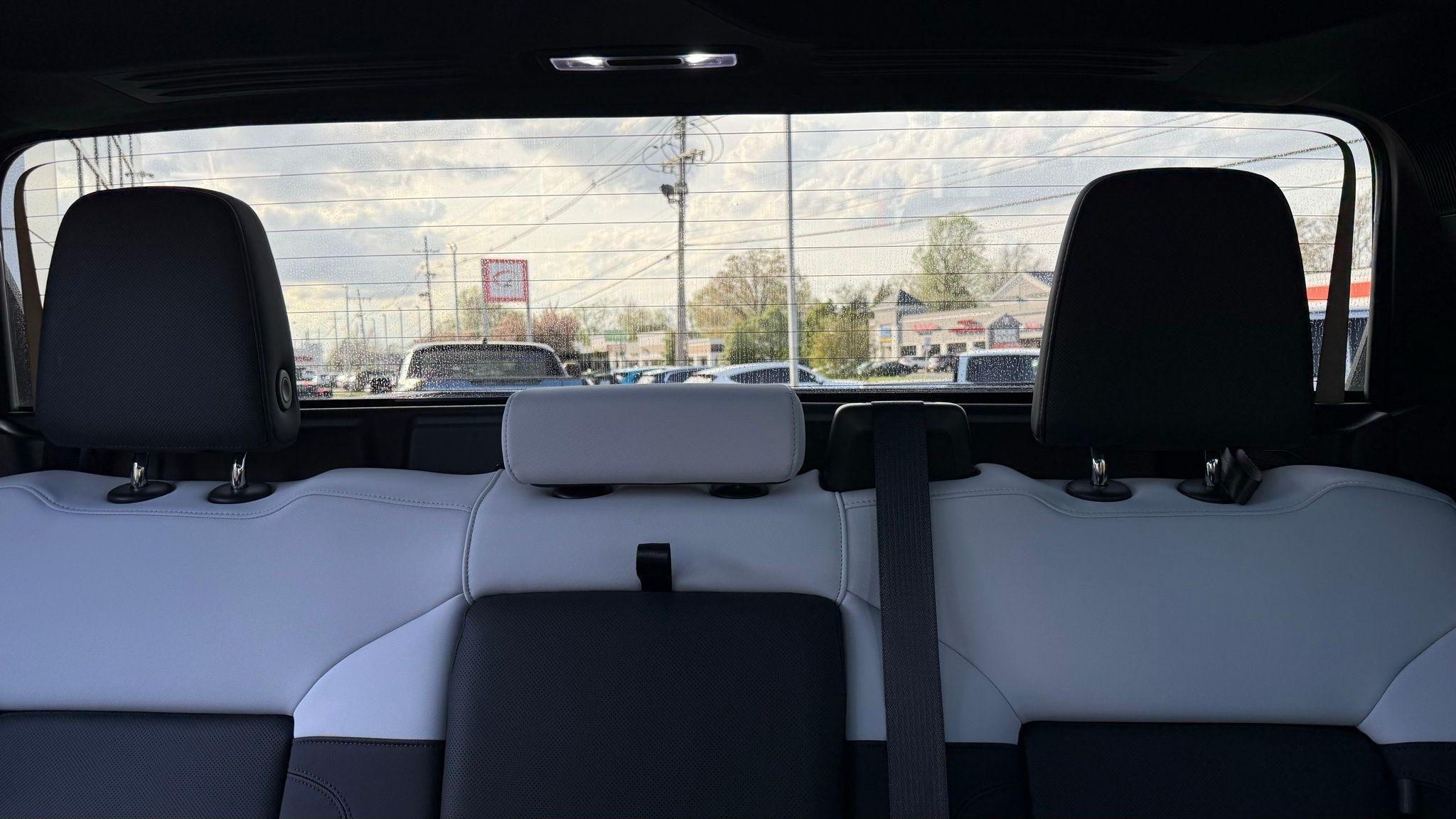 GMC HUMMER EV  2024