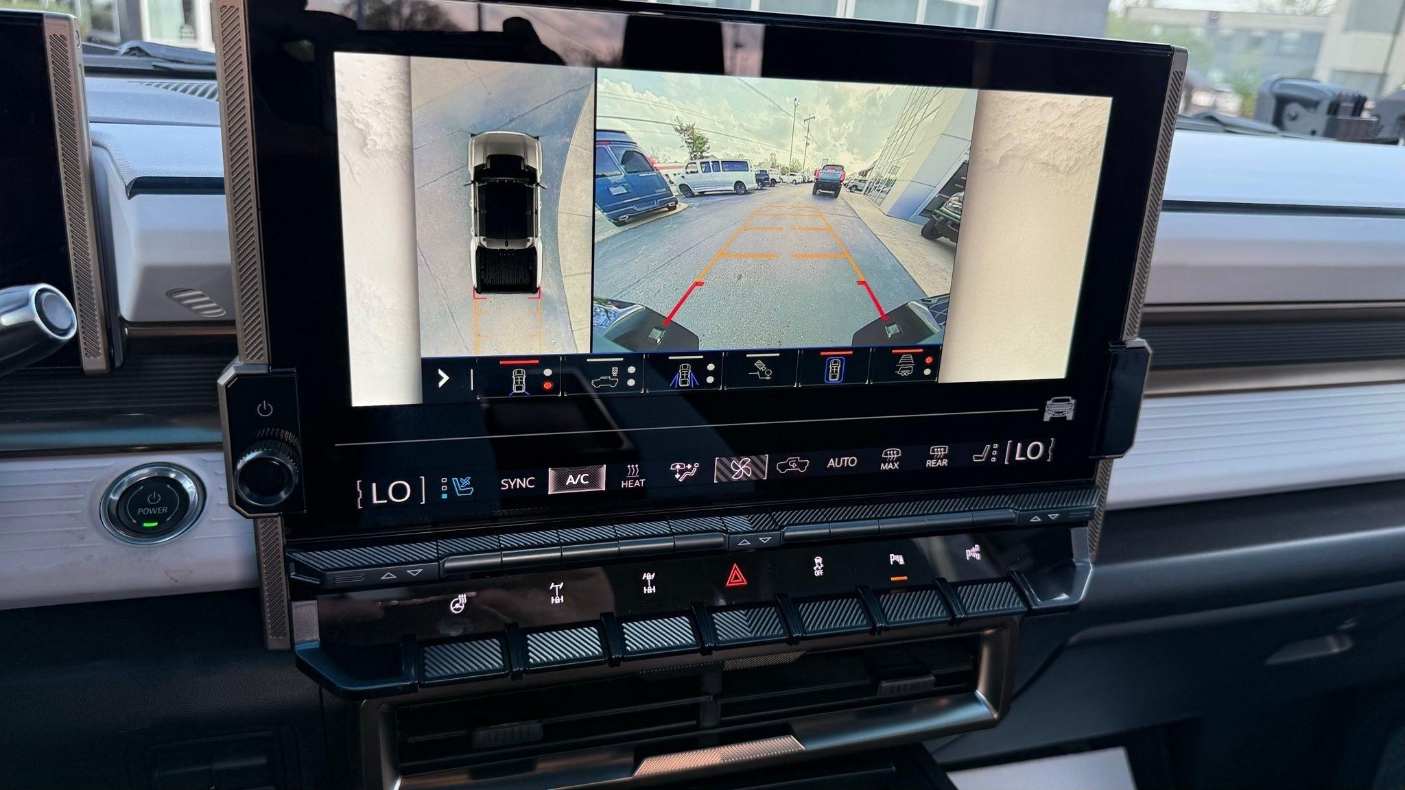 GMC HUMMER EV  2024