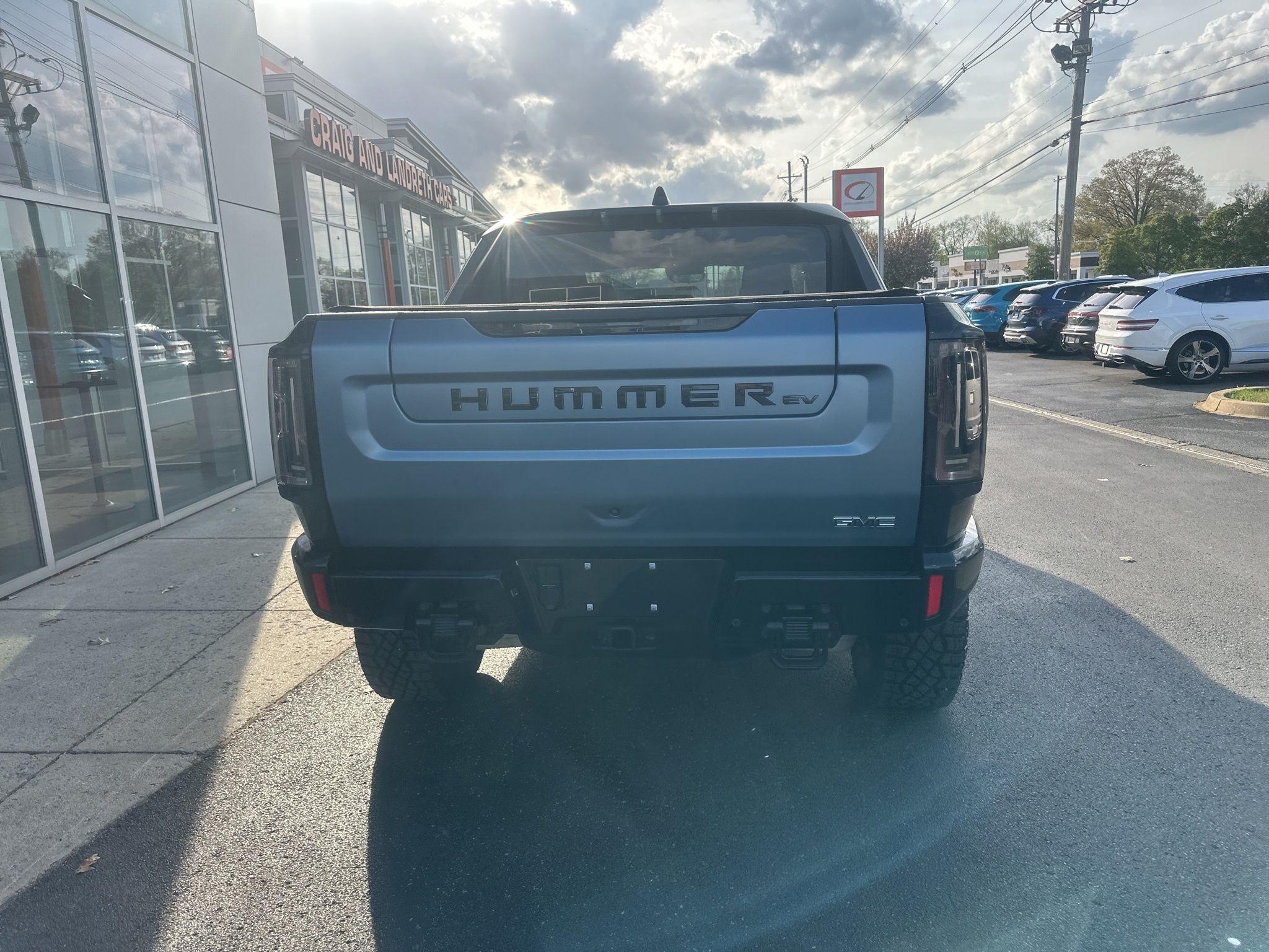 GMC HUMMER EV  2024