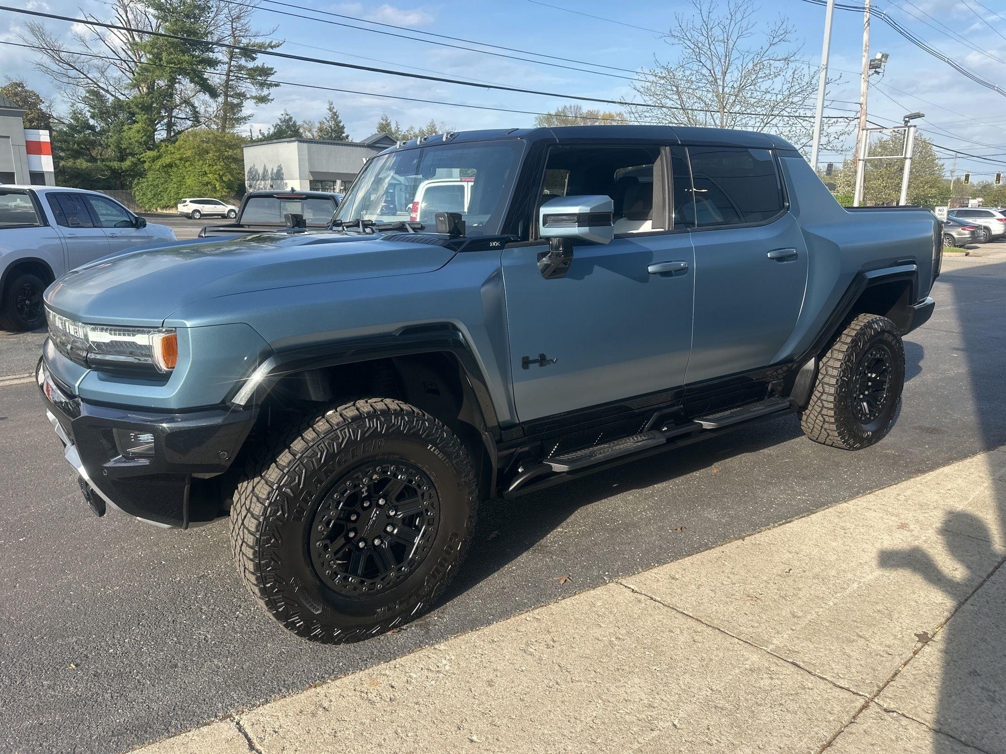 GMC HUMMER EV  2024
