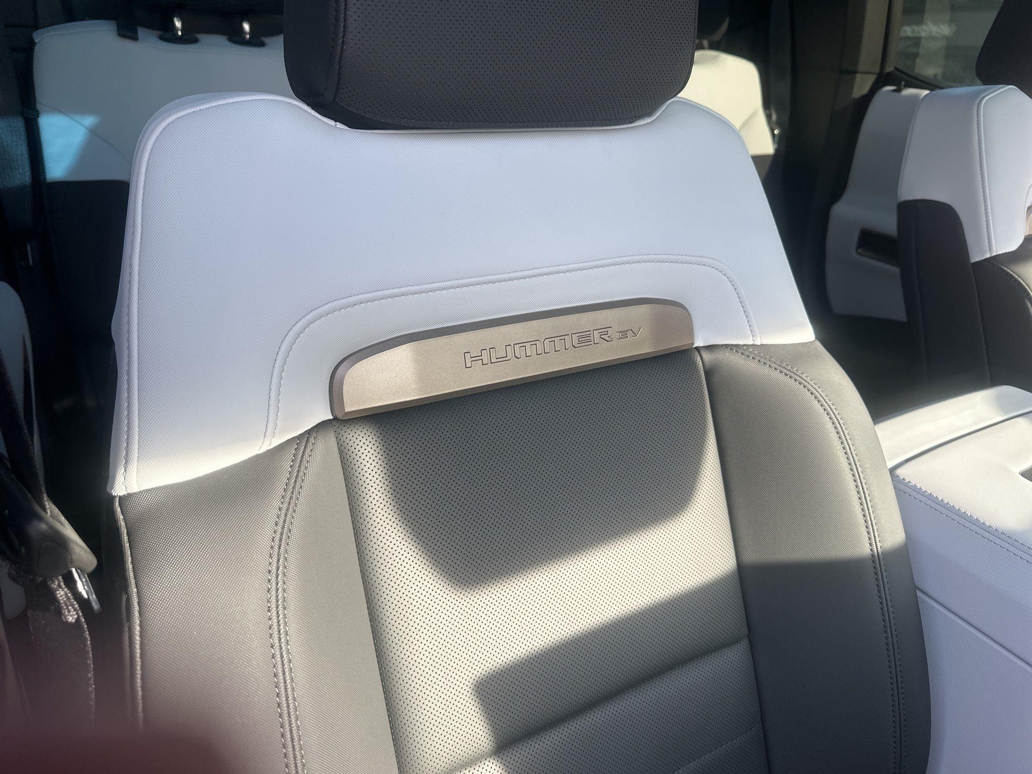 GMC HUMMER EV  2024