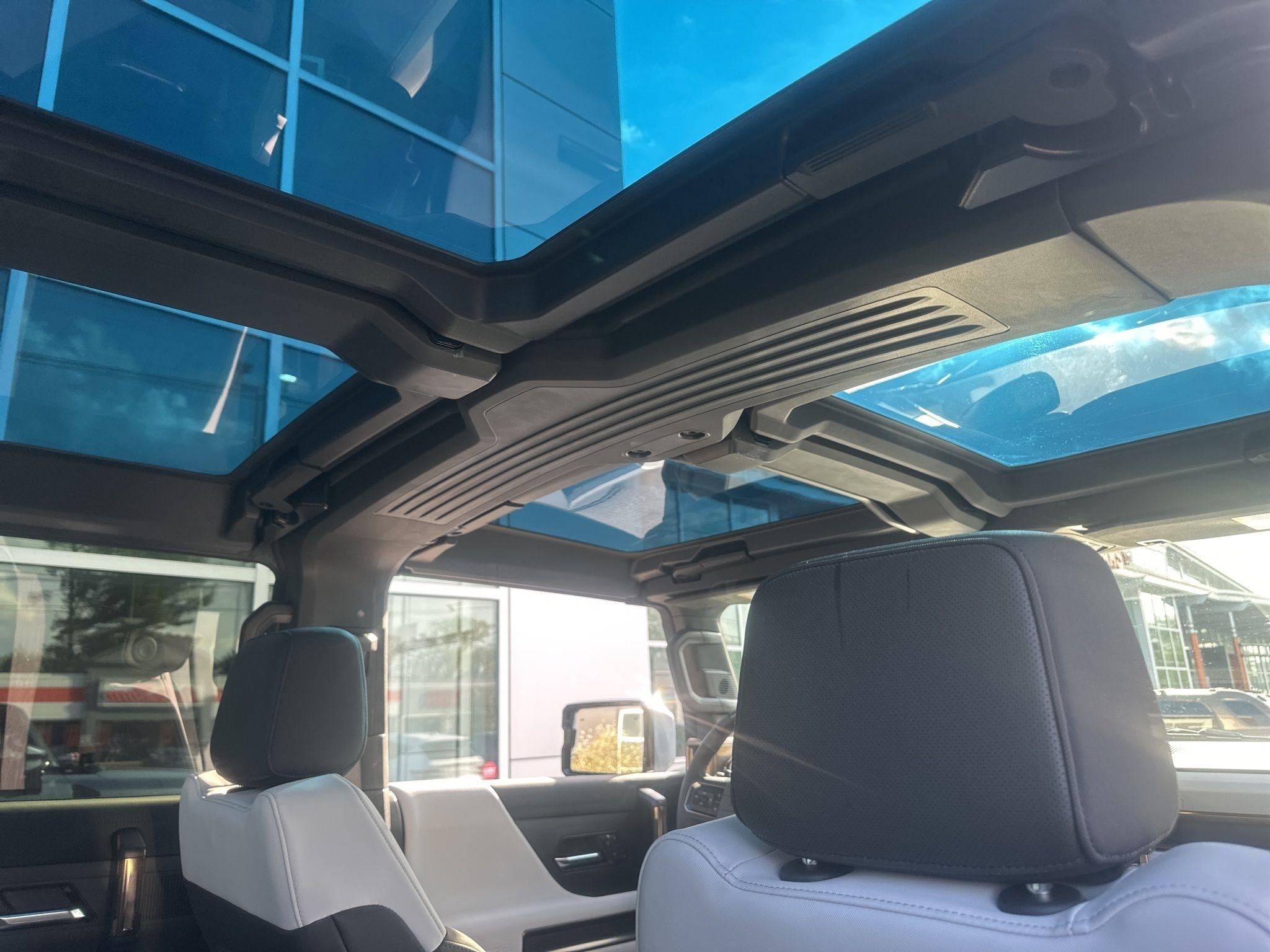 GMC HUMMER EV  2024