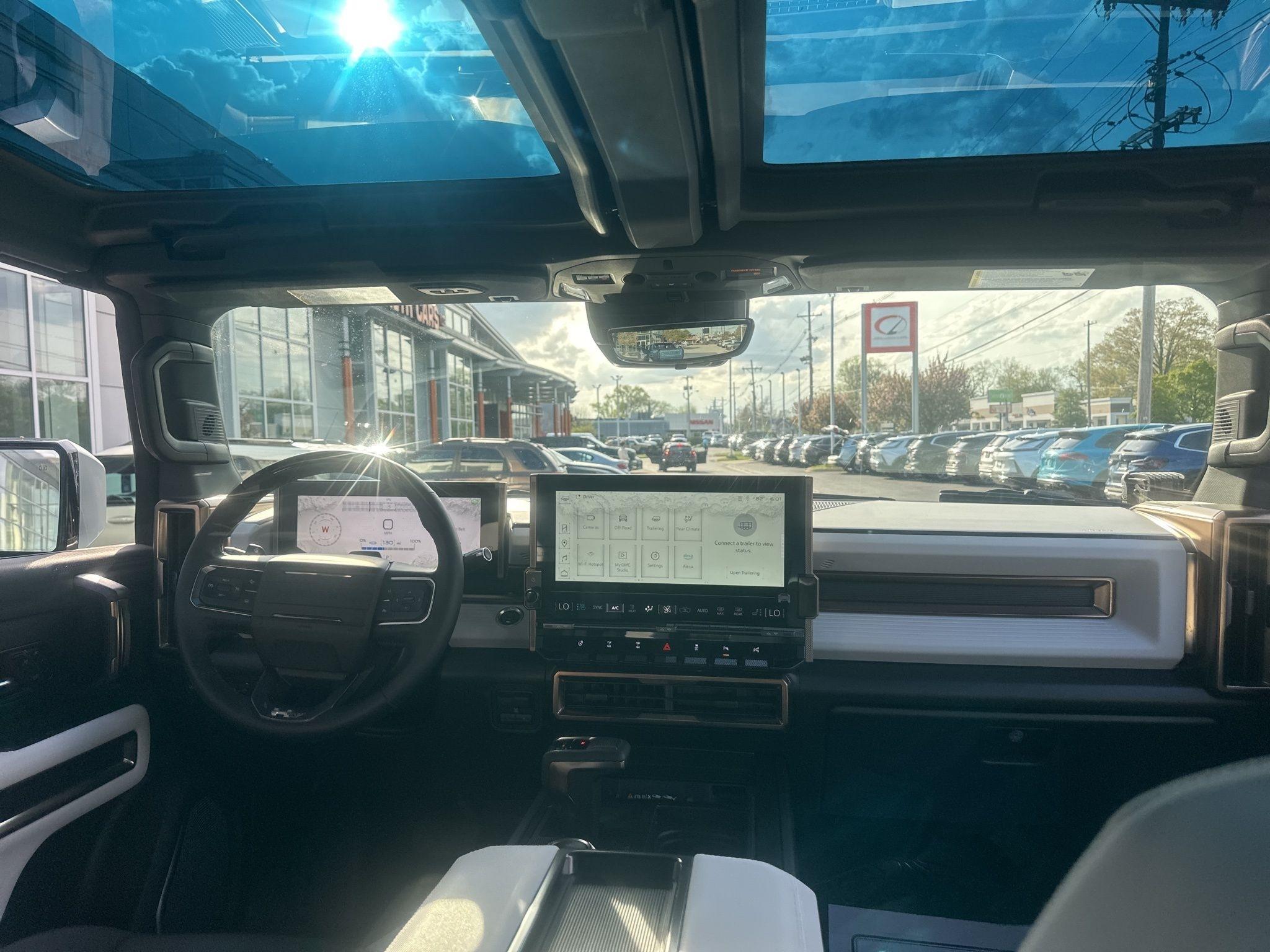 GMC HUMMER EV  2024