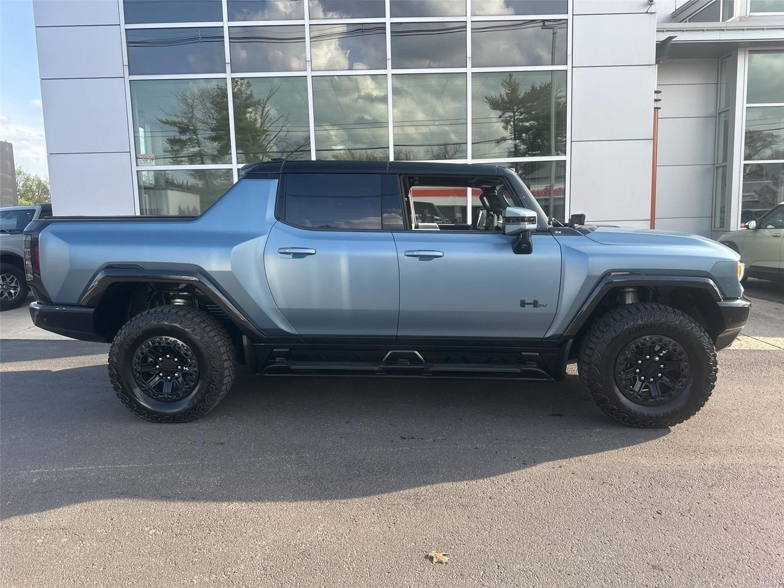GMC HUMMER EV  2024