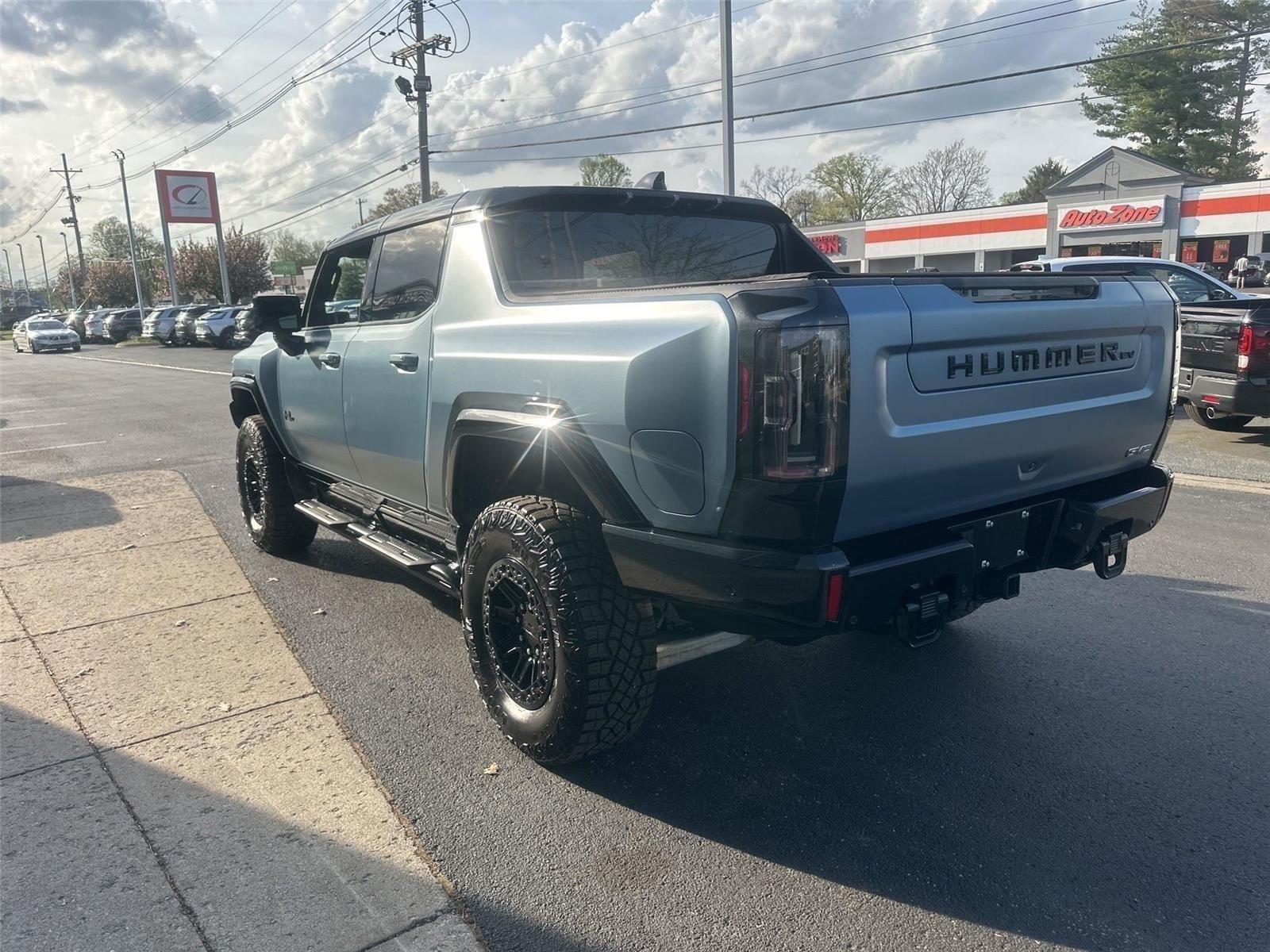 GMC HUMMER EV  2024