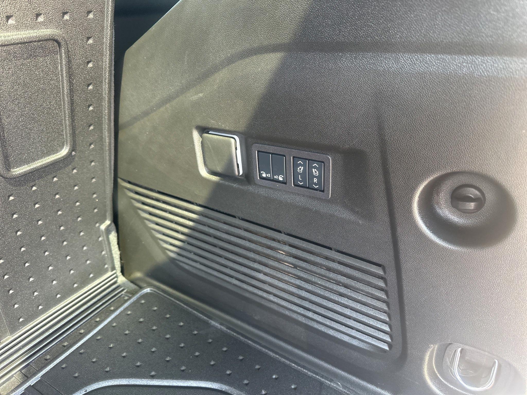 Chevrolet Tahoe  2025