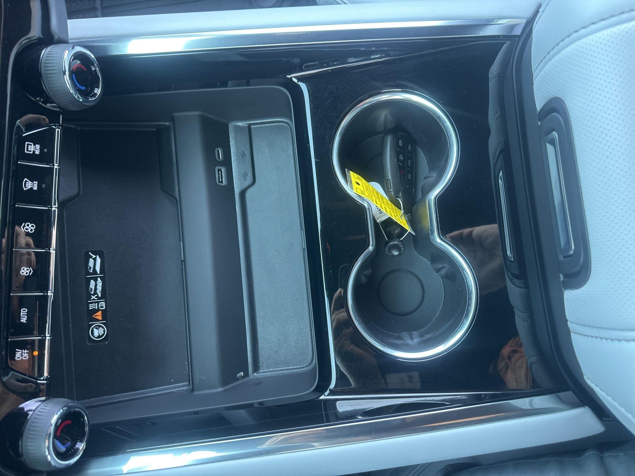 Chevrolet Tahoe  2025