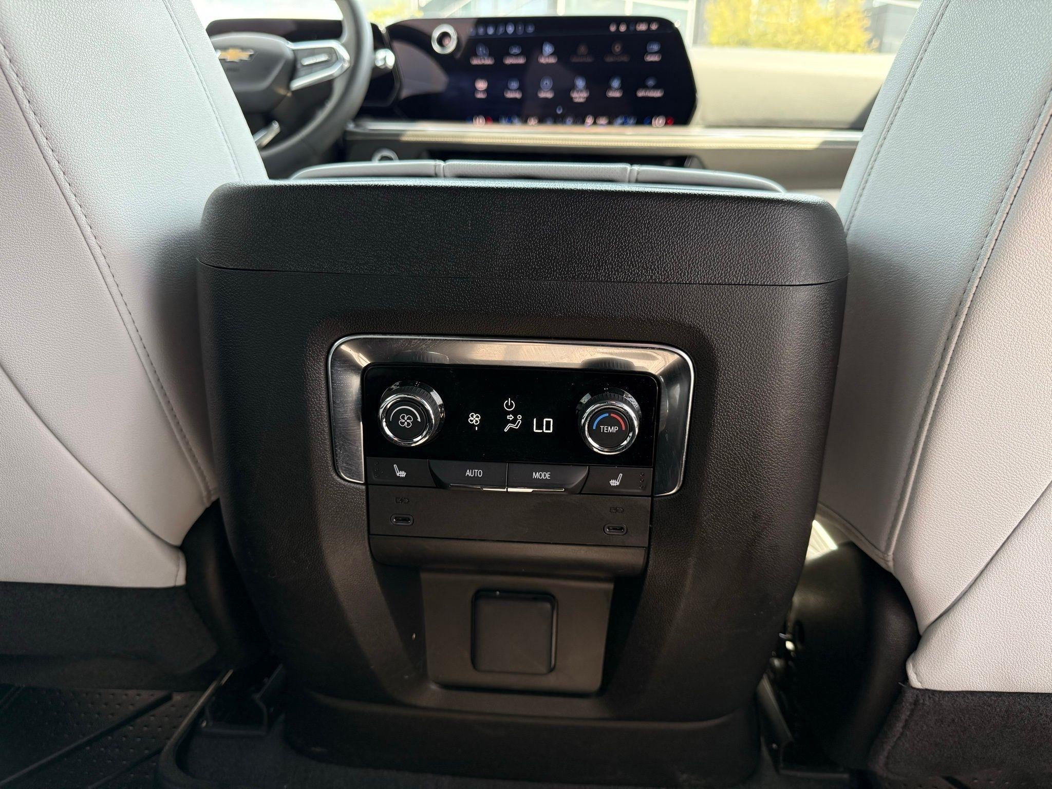 Chevrolet Tahoe  2025