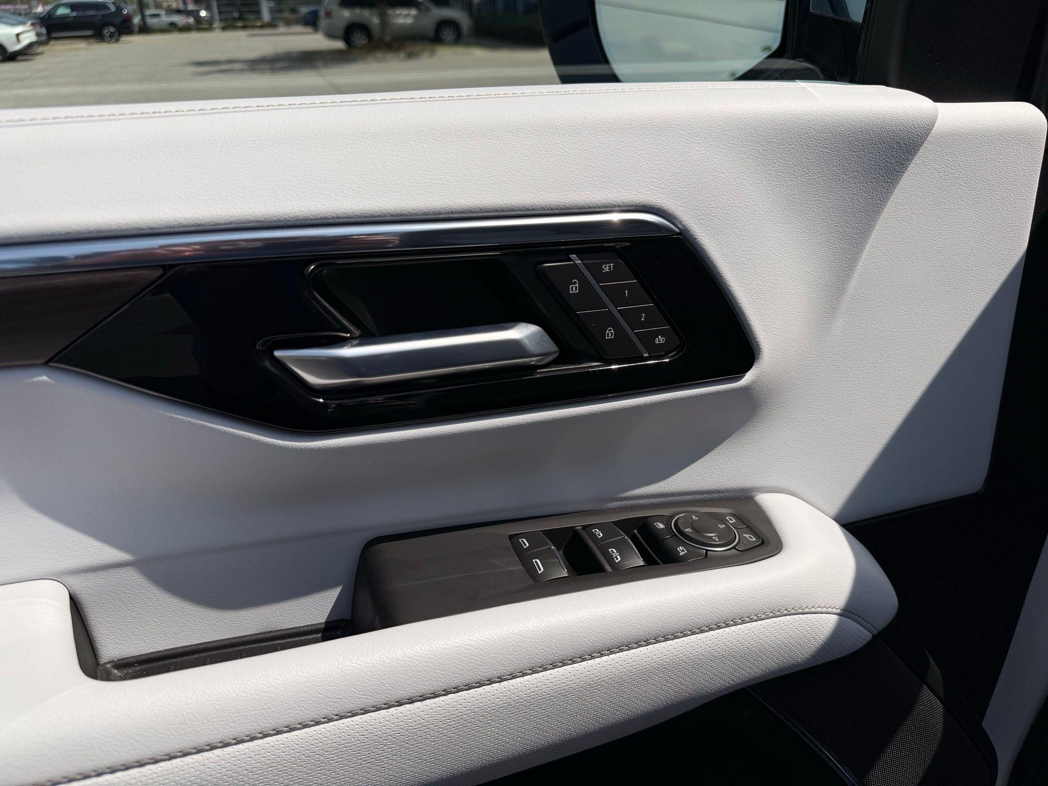 Chevrolet Tahoe  2025