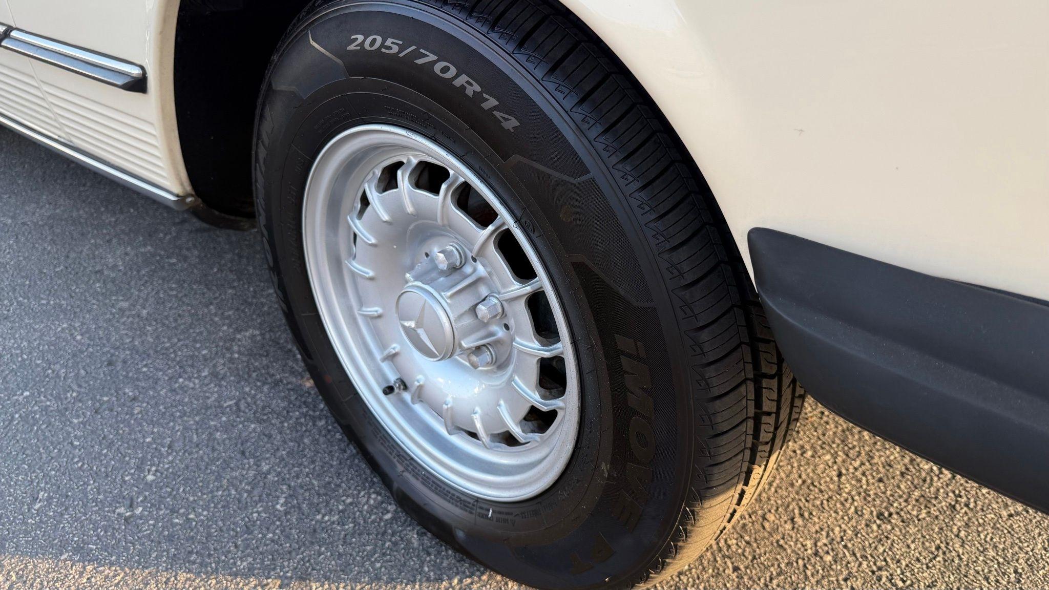 Mercedes-Benz SL-Class  1979