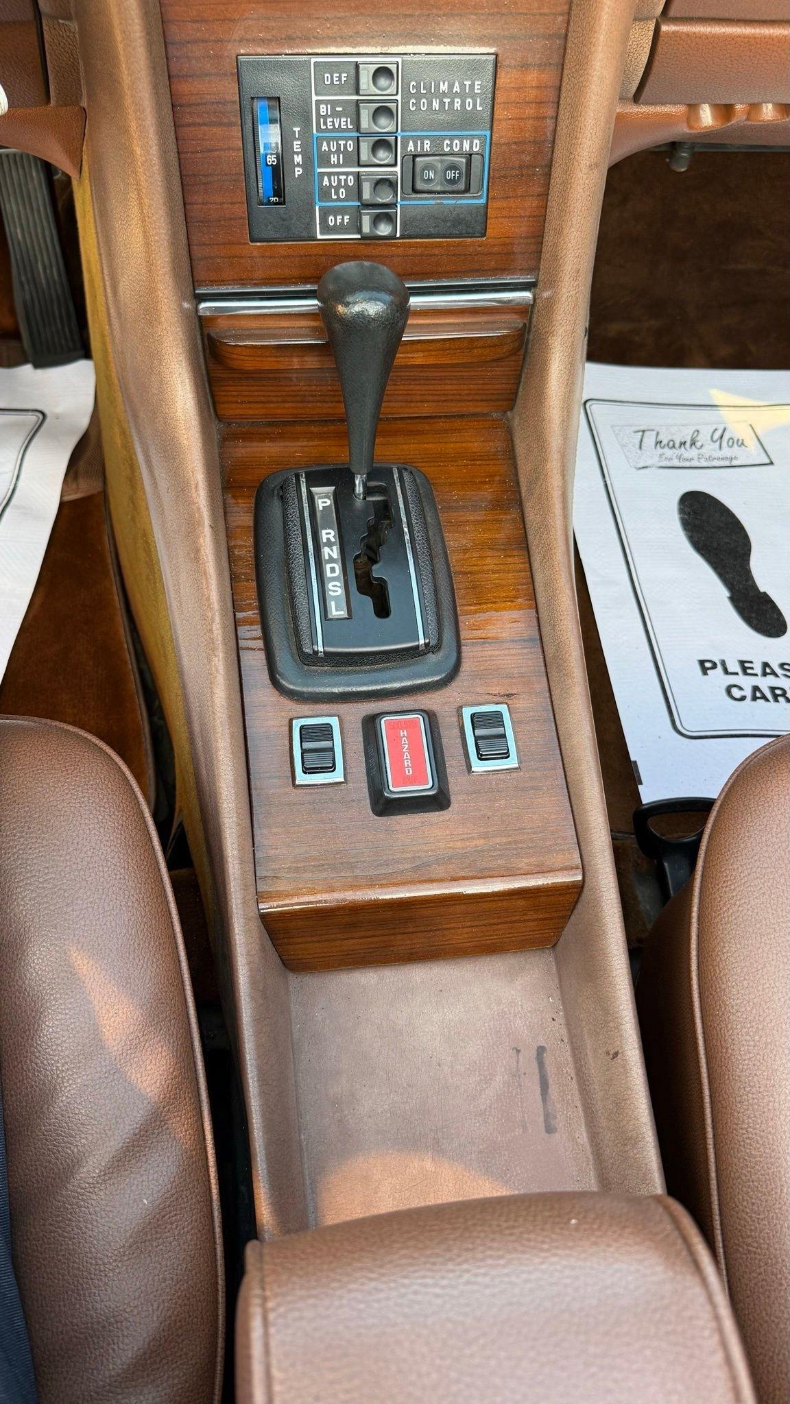 Mercedes-Benz SL-Class  1979