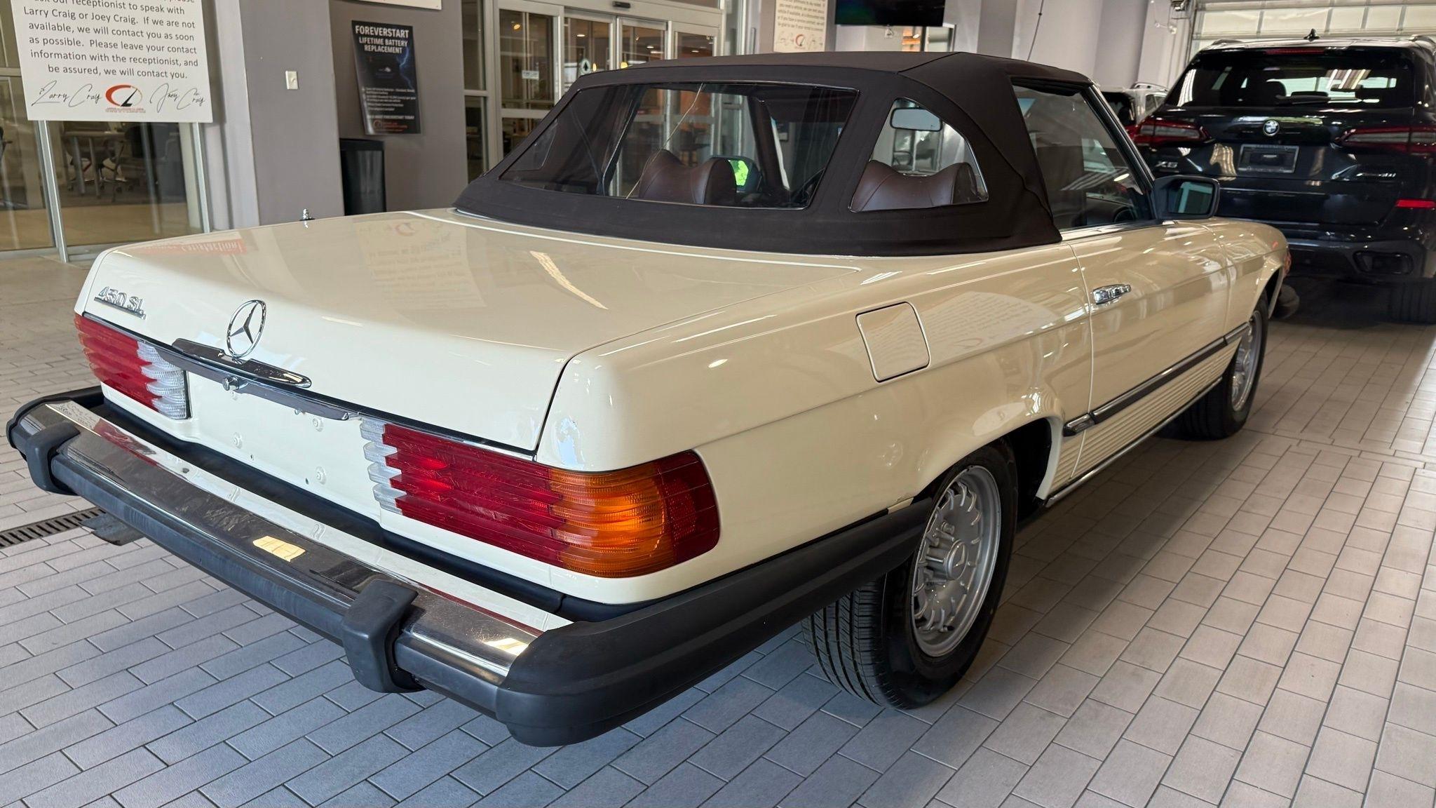 Mercedes-Benz SL-Class  1979