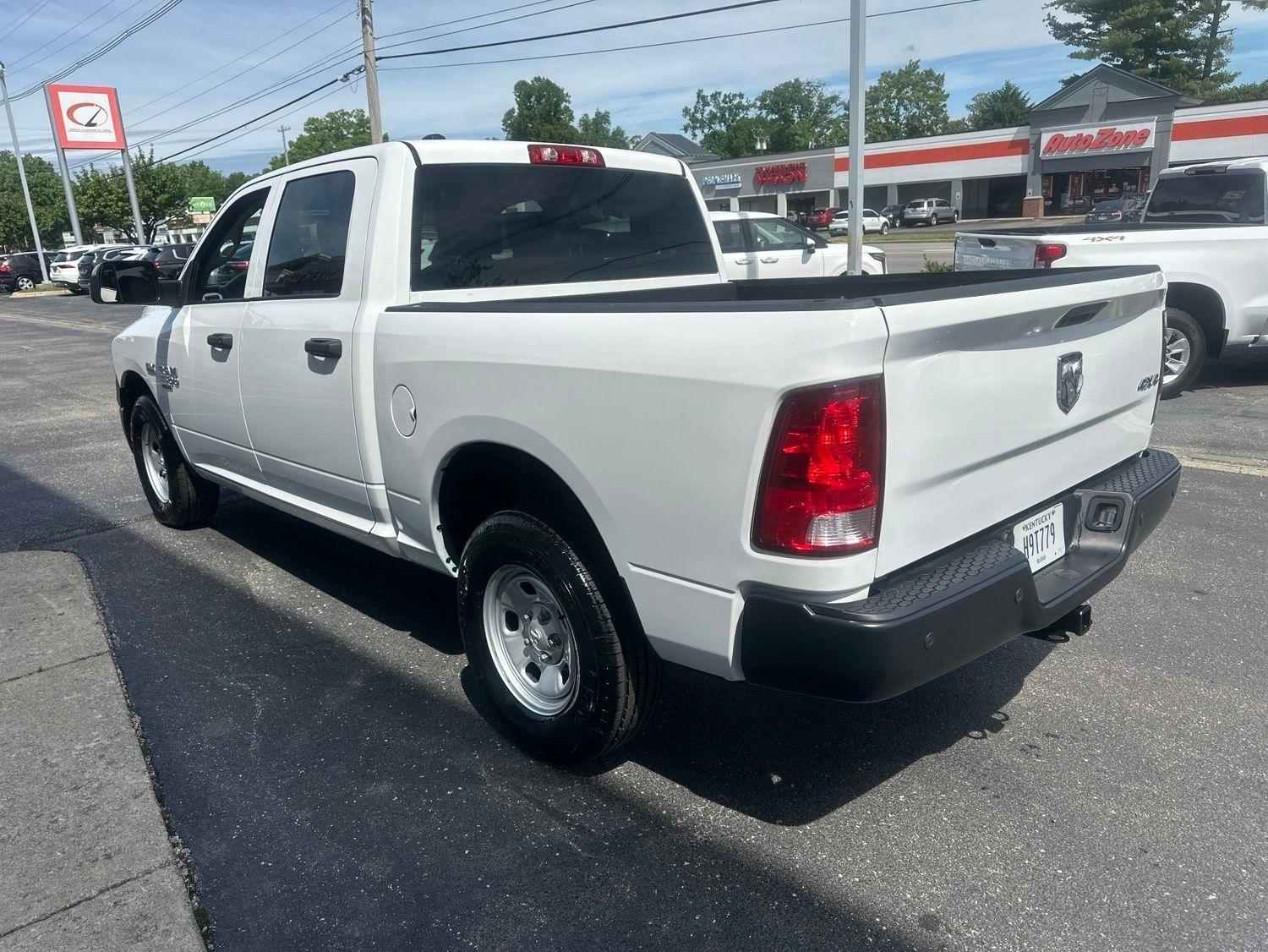 RAM 1500 Classic  2024