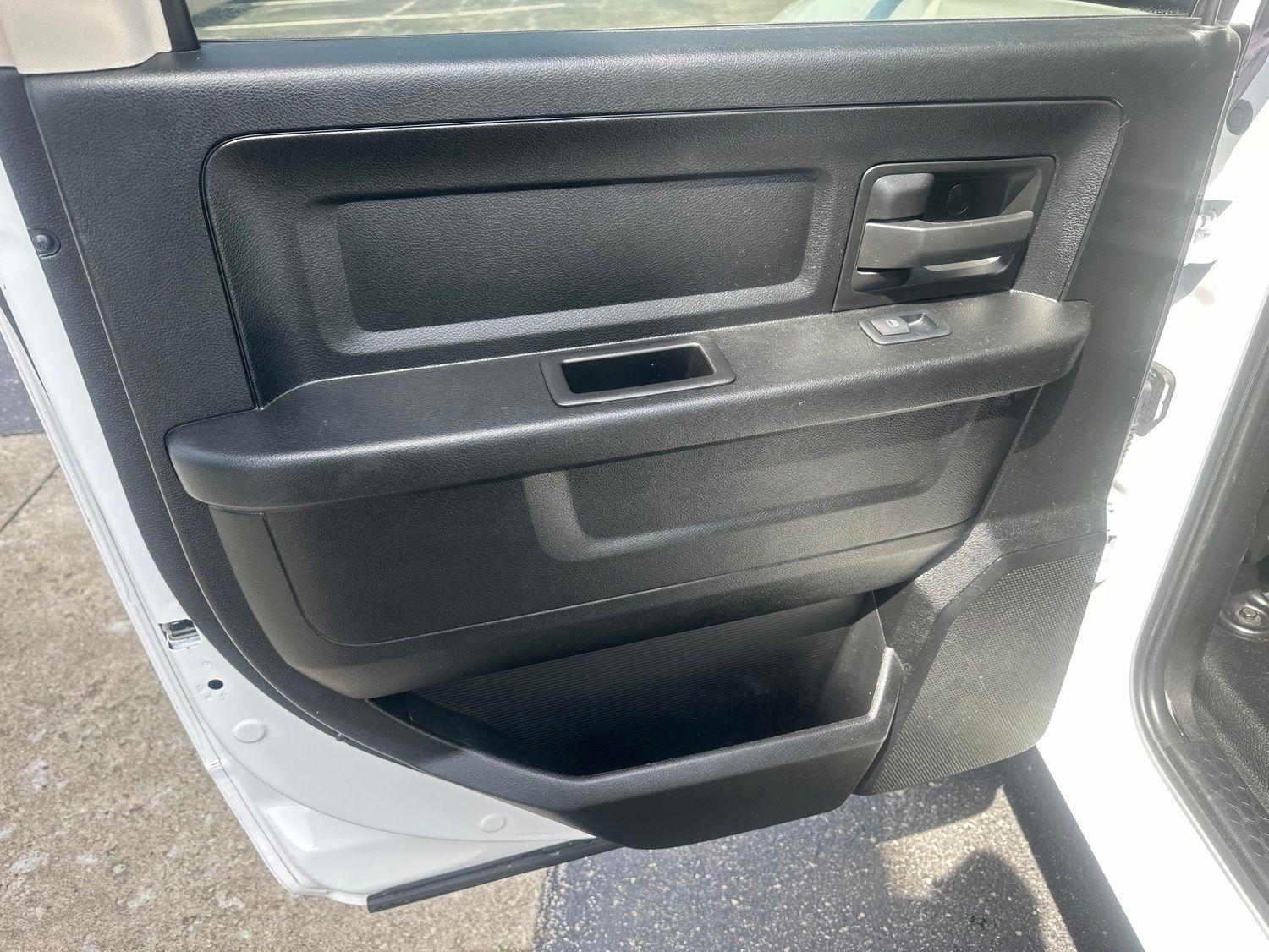 RAM 1500 Classic  2024
