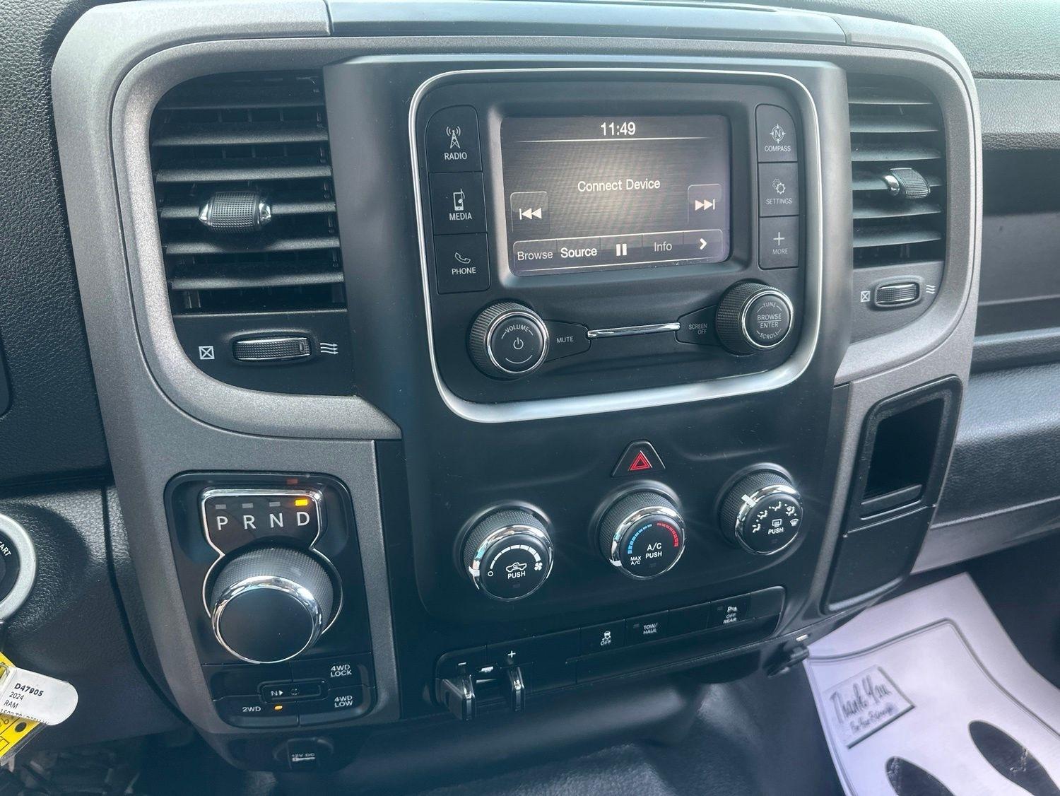 RAM 1500 Classic  2024