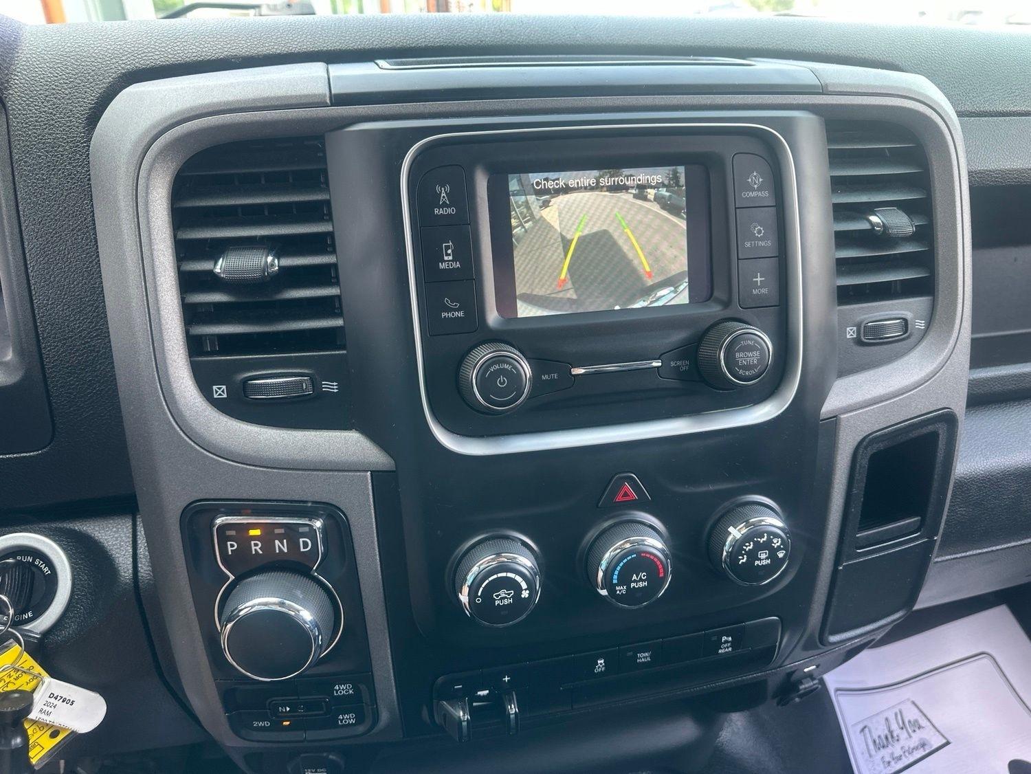 RAM 1500 Classic  2024