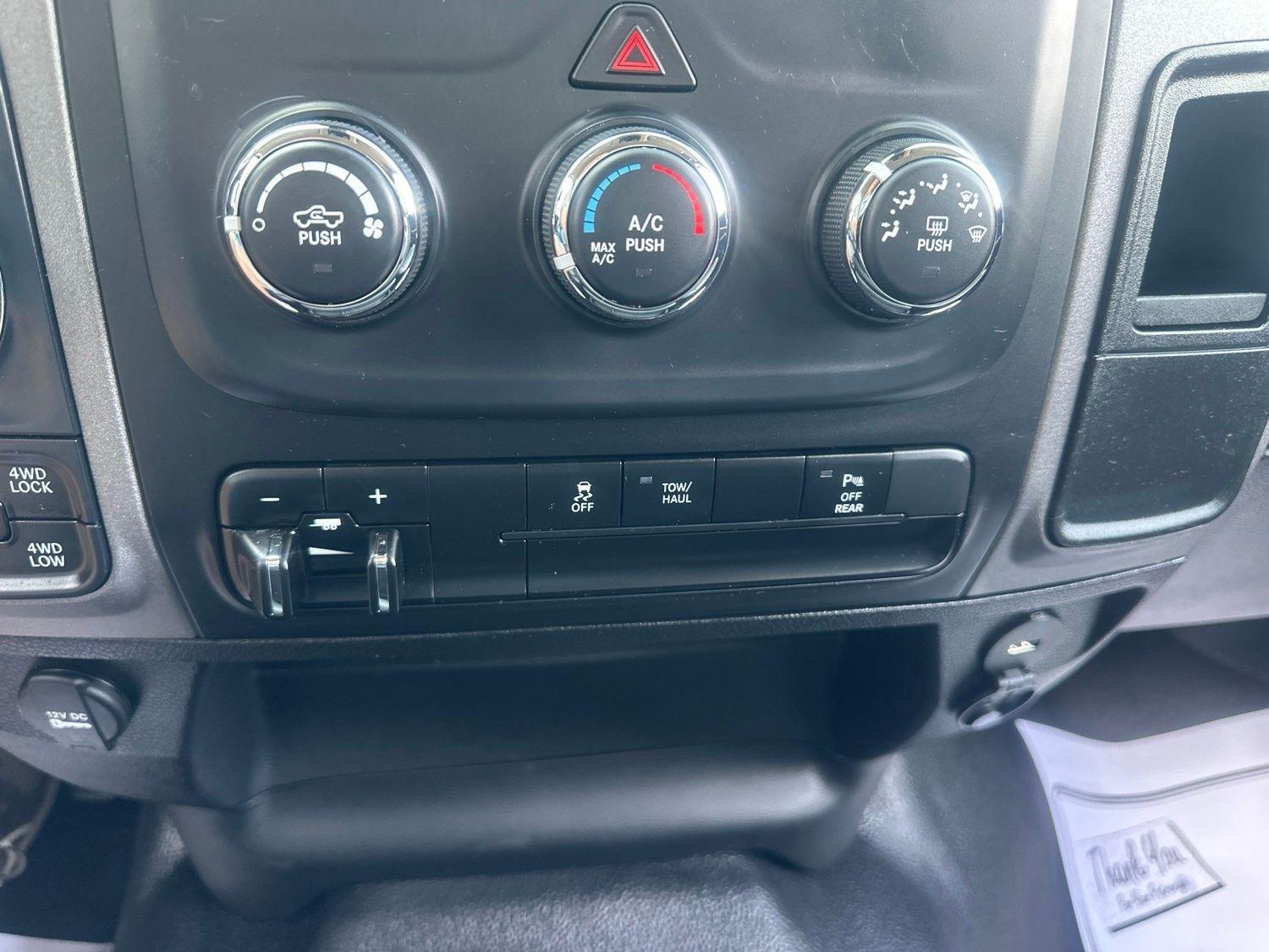 RAM 1500 Classic  2024