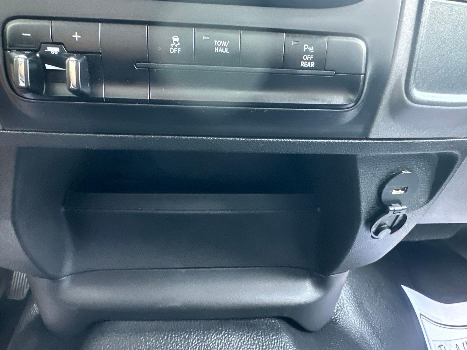 RAM 1500 Classic  2024