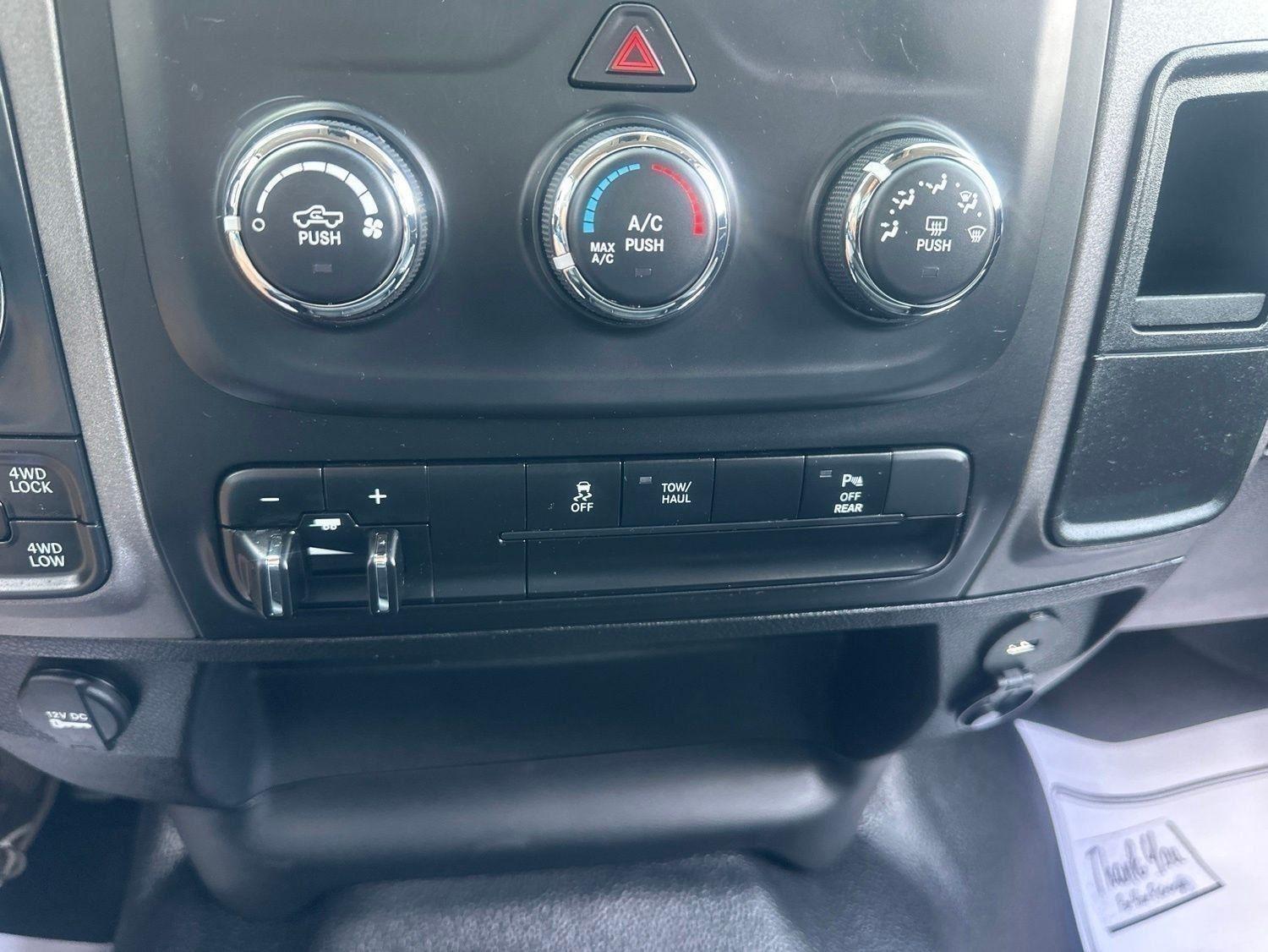 RAM 1500 Classic  2024