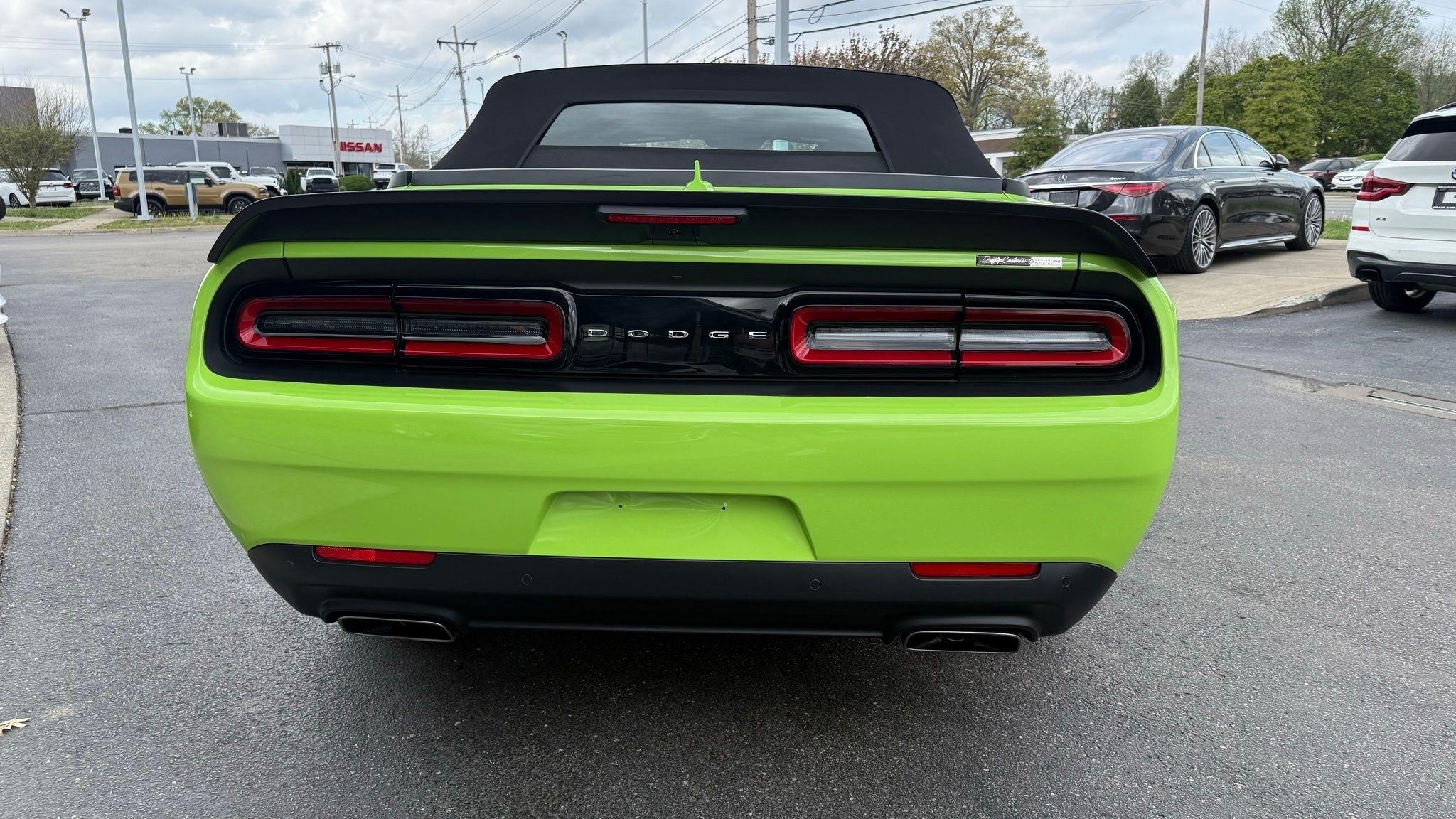 Dodge Challenger  2023