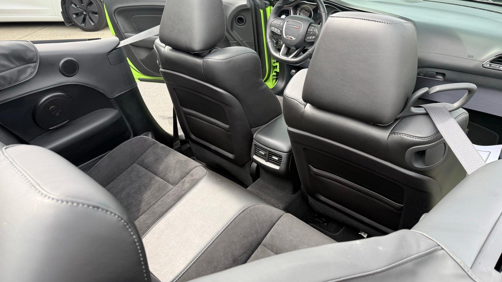 Dodge Challenger  2023