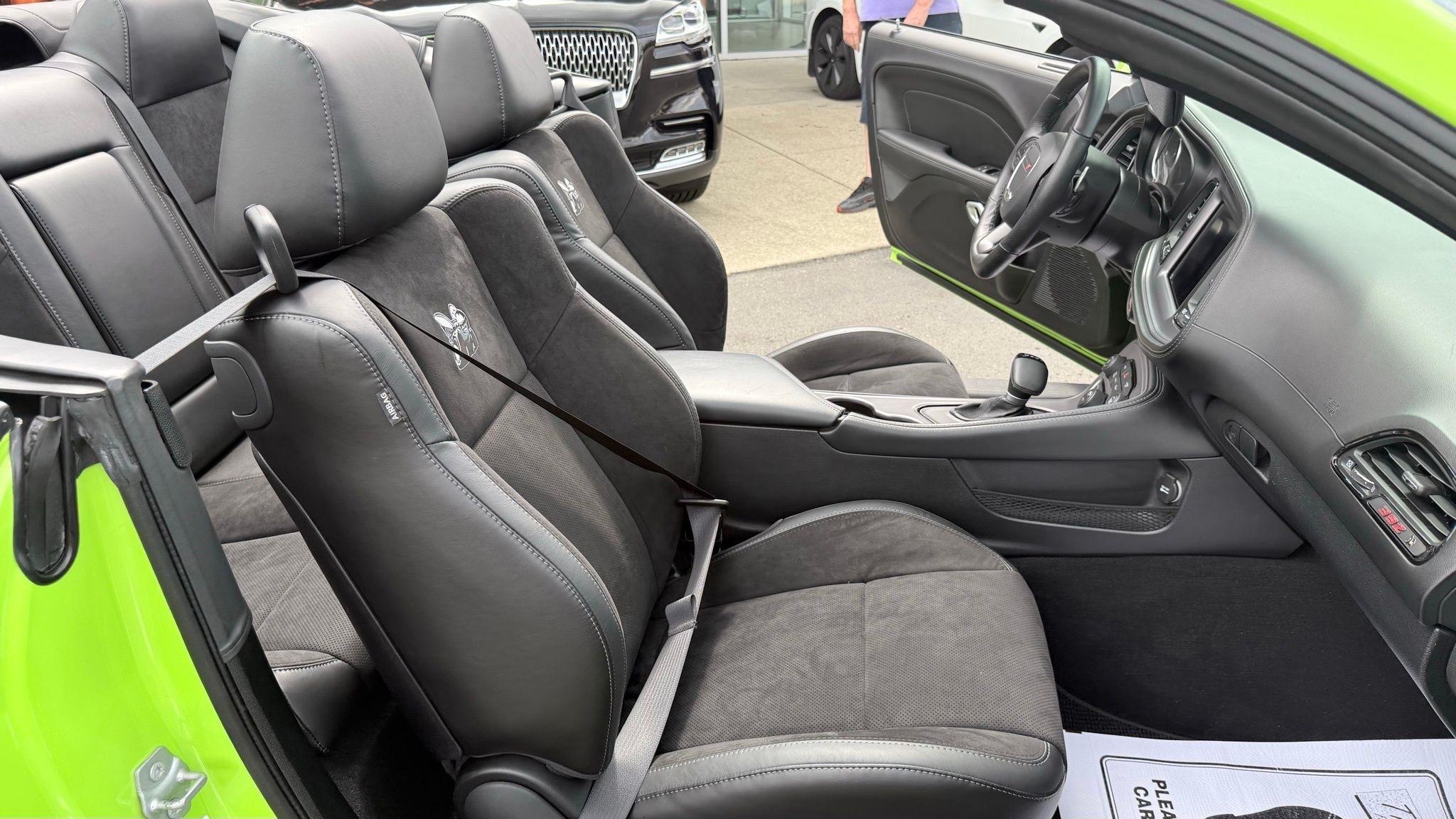 Dodge Challenger  2023