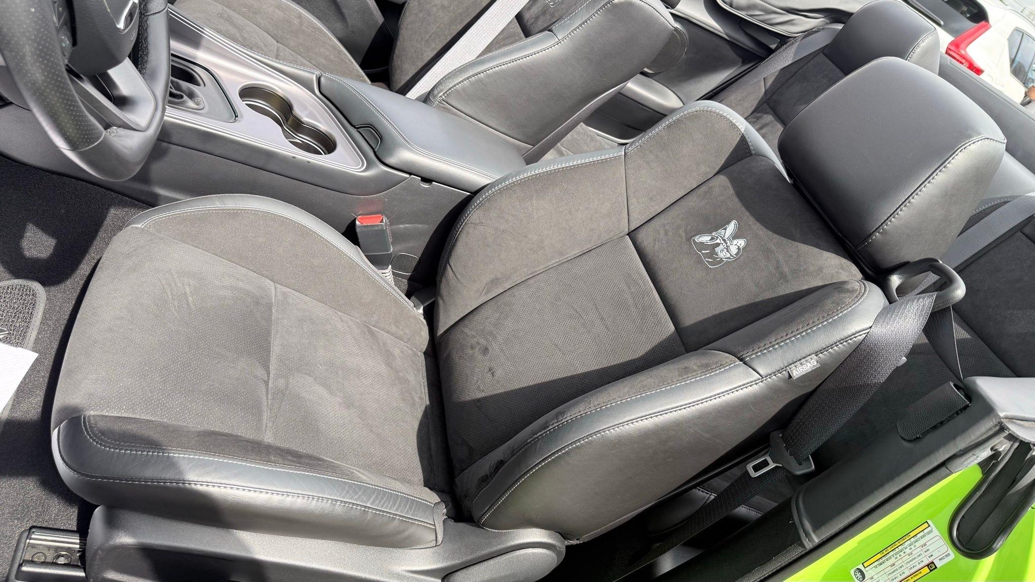 Dodge Challenger  2023