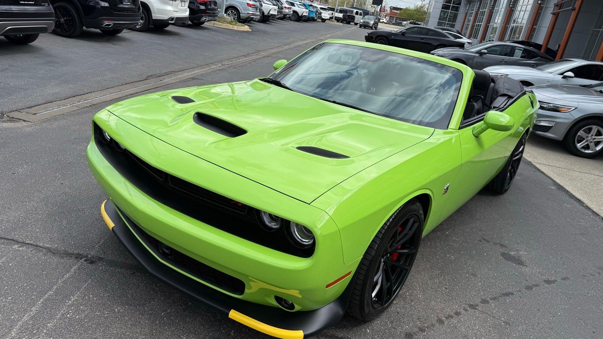 Dodge Challenger  2023