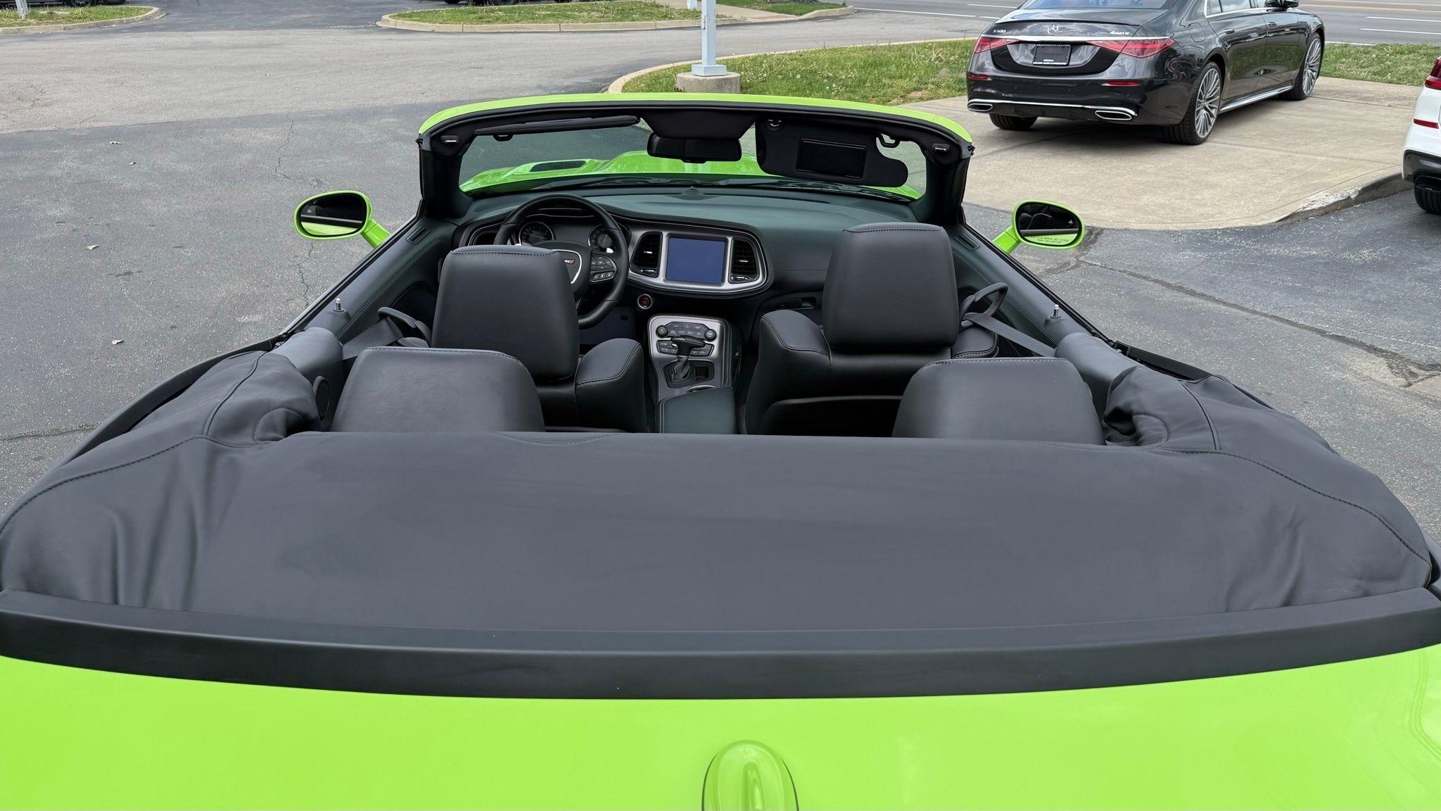 Dodge Challenger  2023