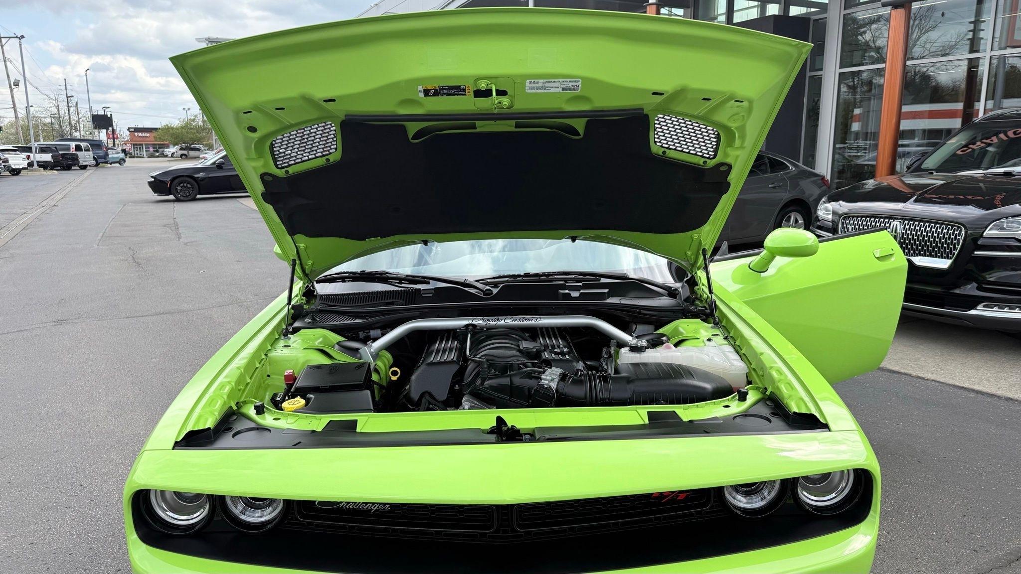 Dodge Challenger  2023