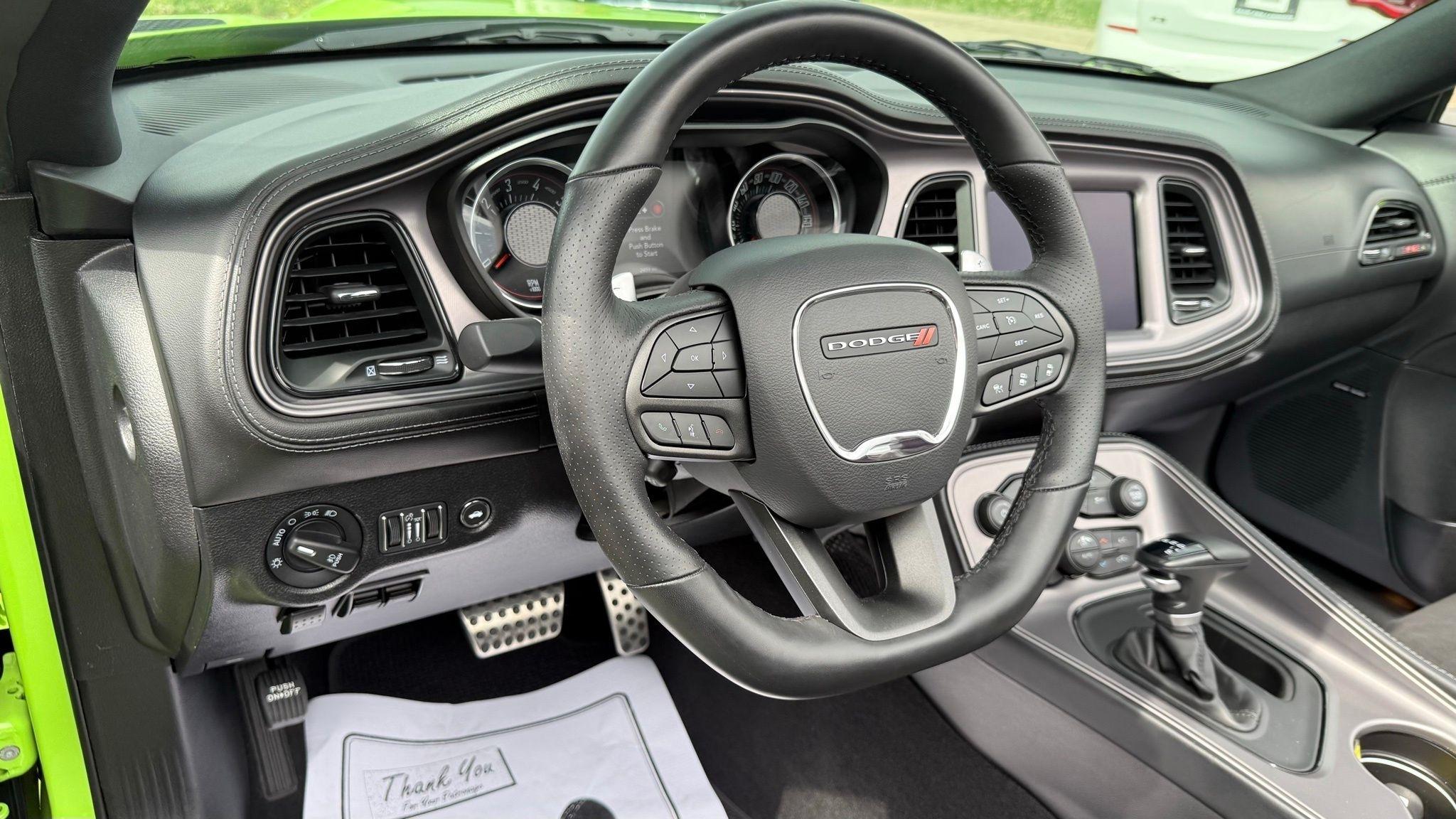 Dodge Challenger  2023