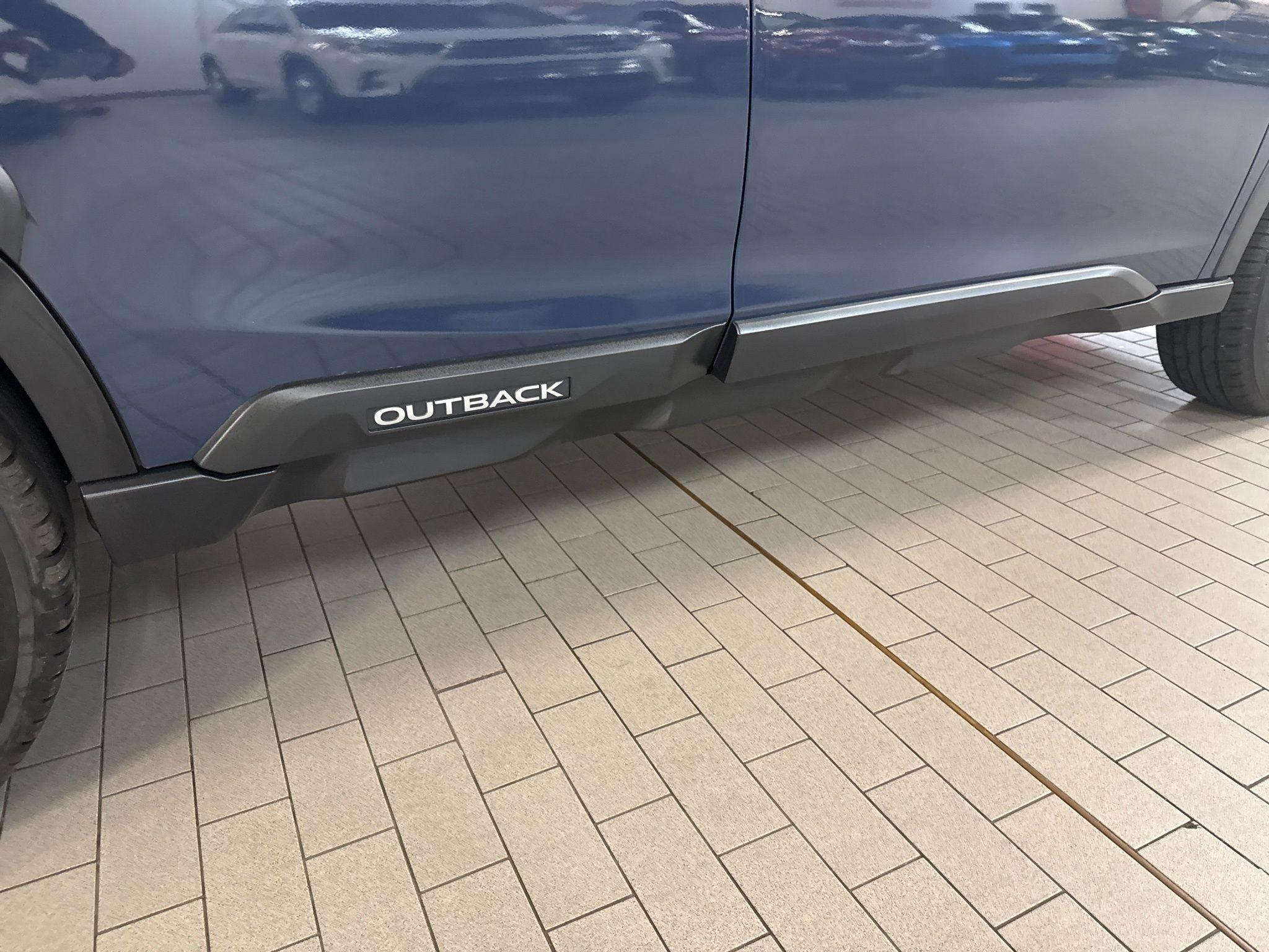 Subaru Outback  2023