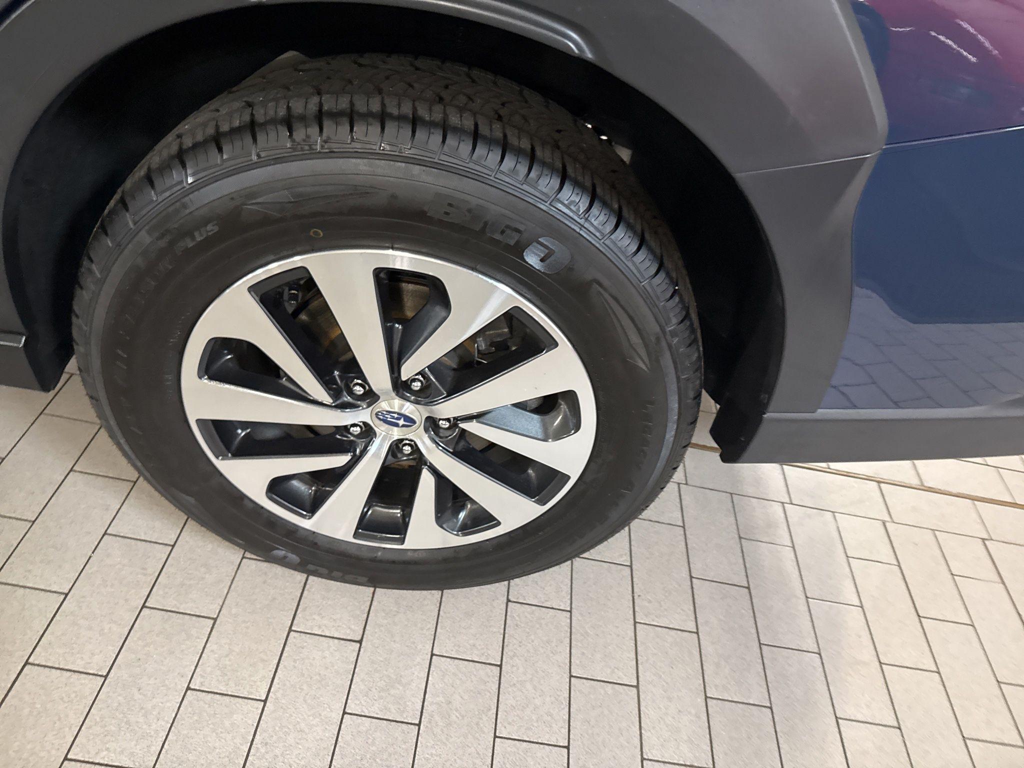 Subaru Outback  2023