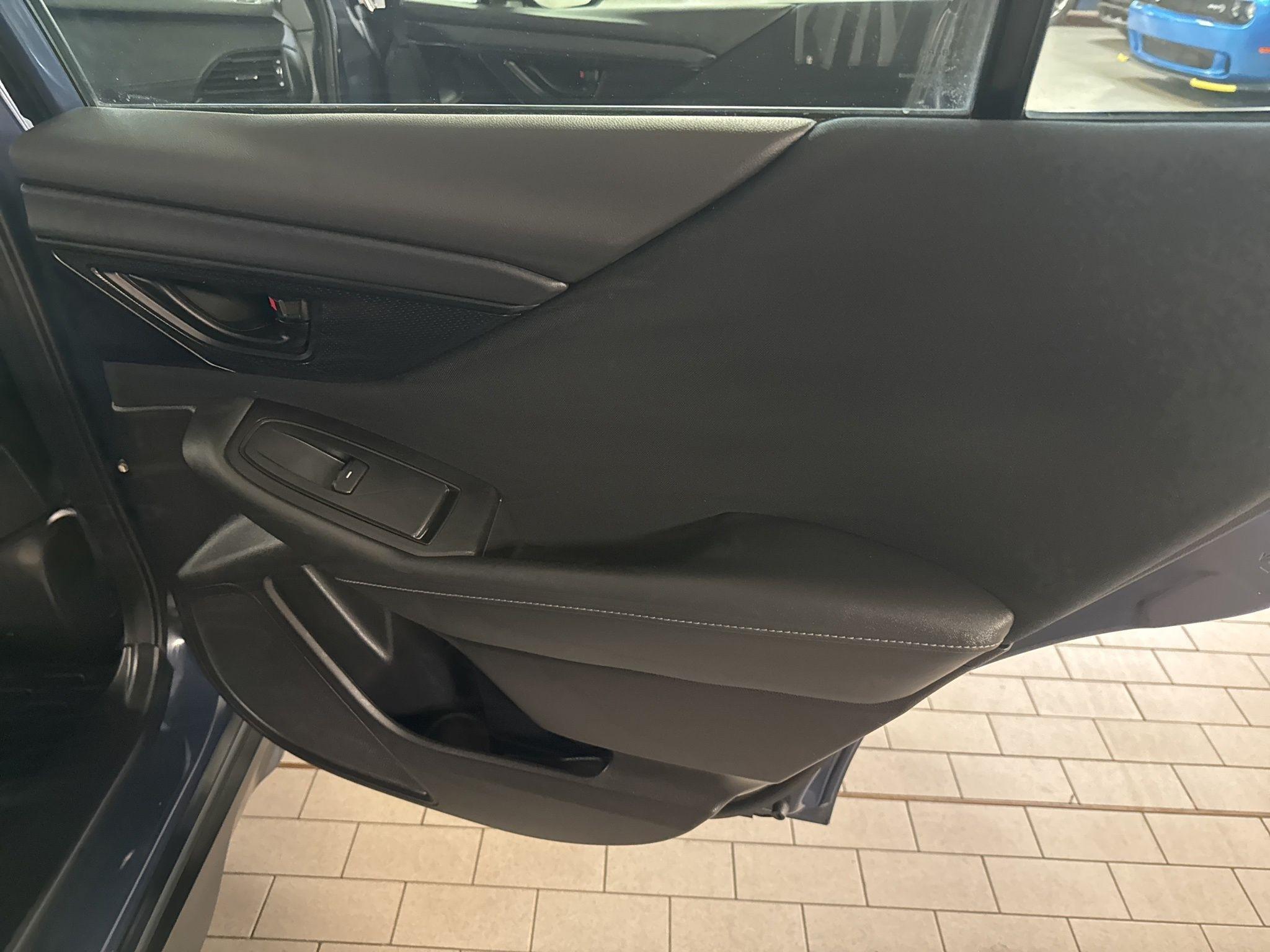 Subaru Outback  2023