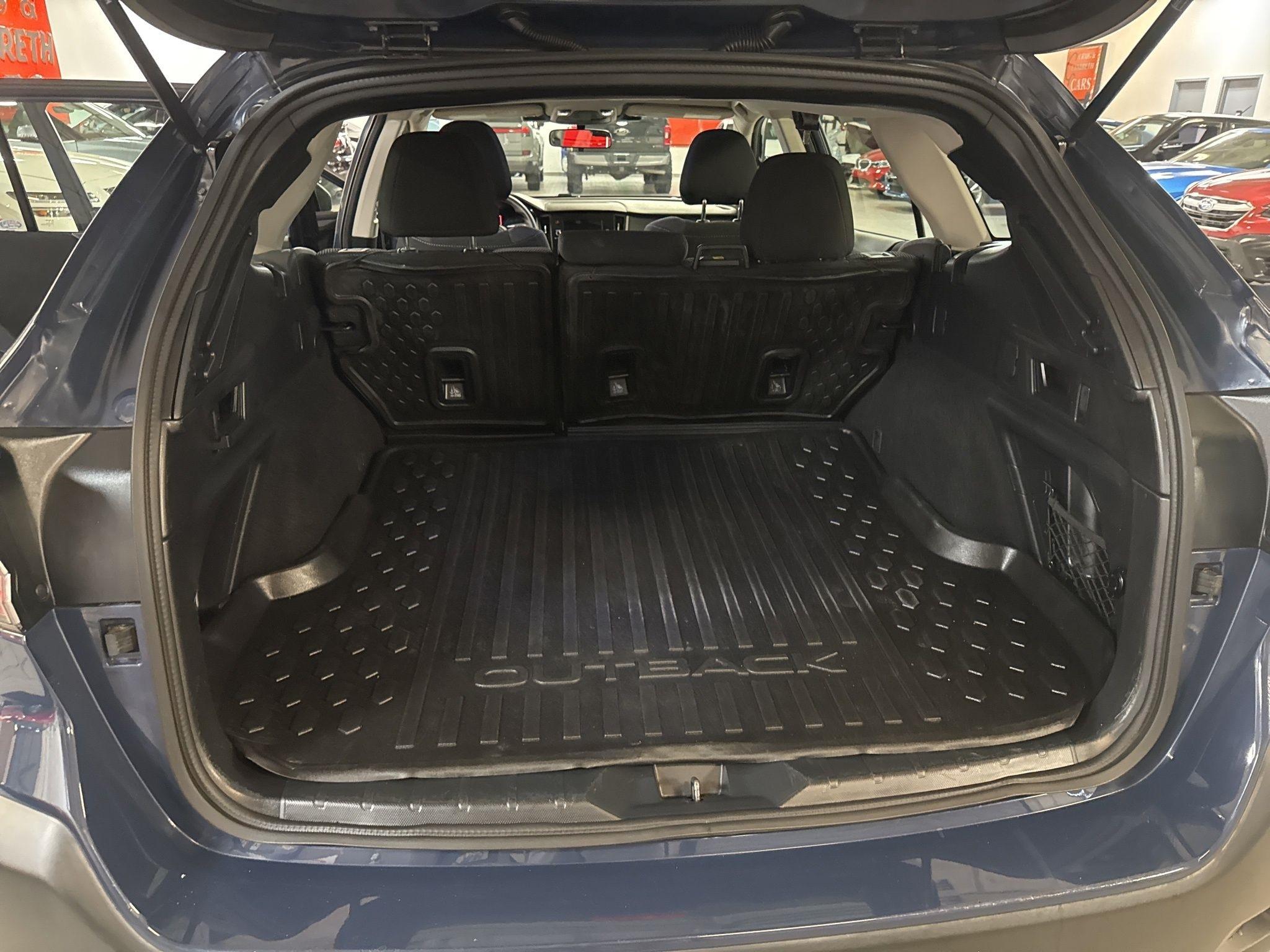 Subaru Outback  2023