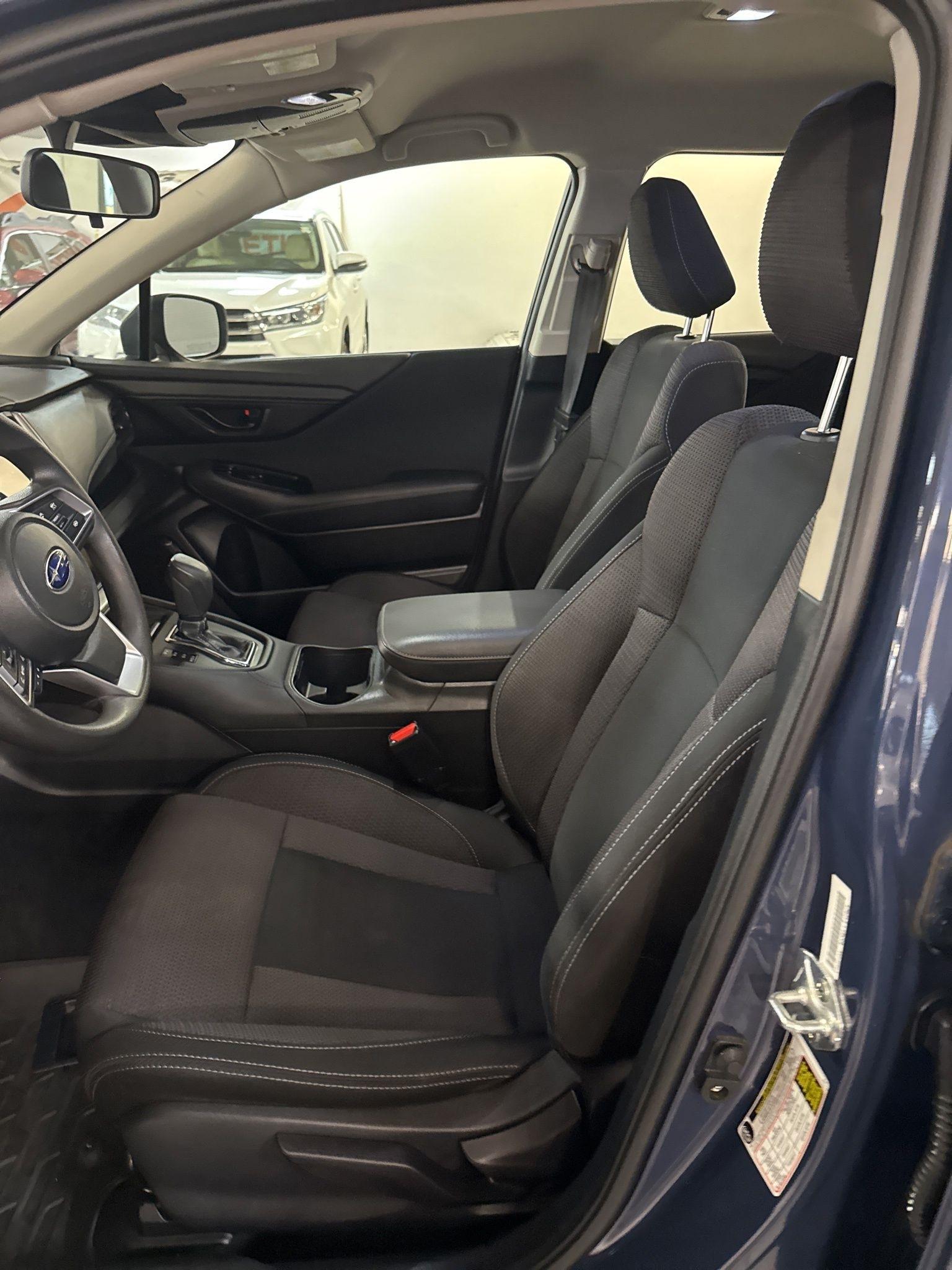 Subaru Outback  2023