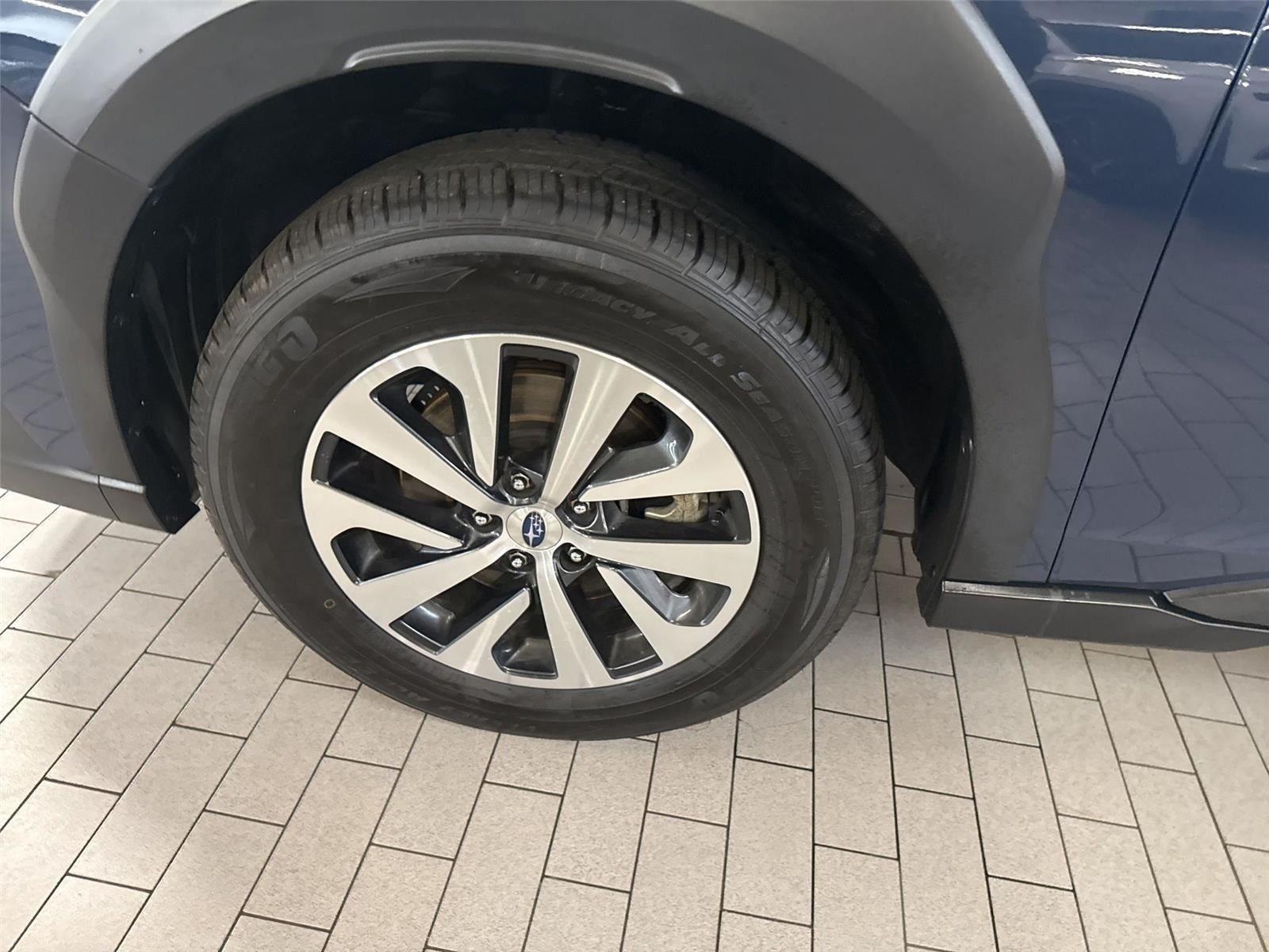 Subaru Outback  2023
