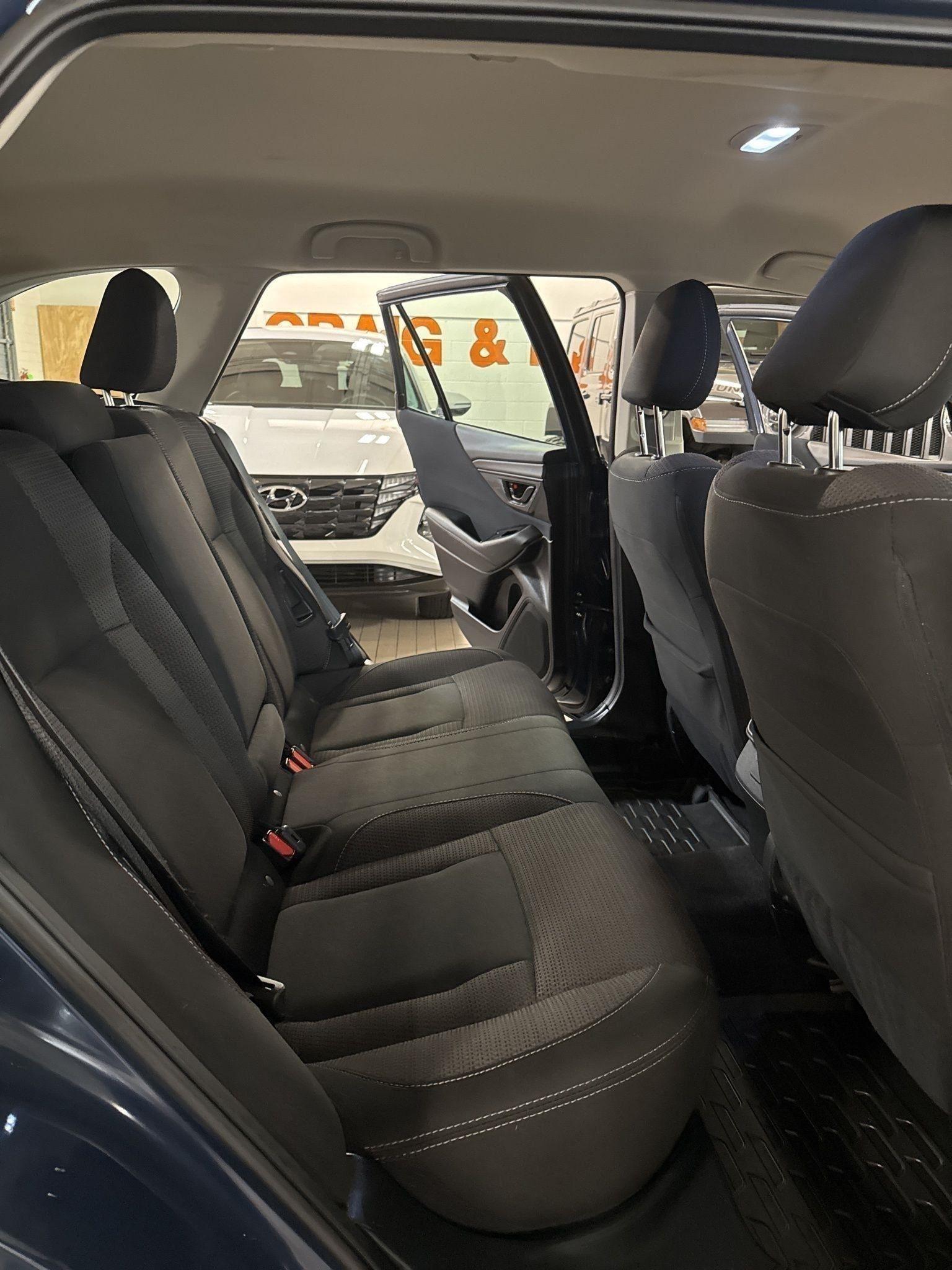 Subaru Outback  2023