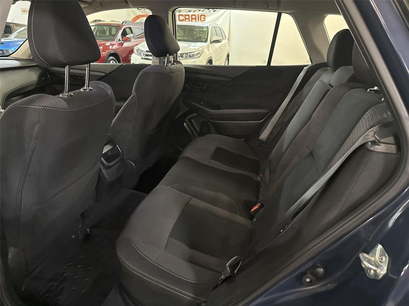 Subaru Outback  2023