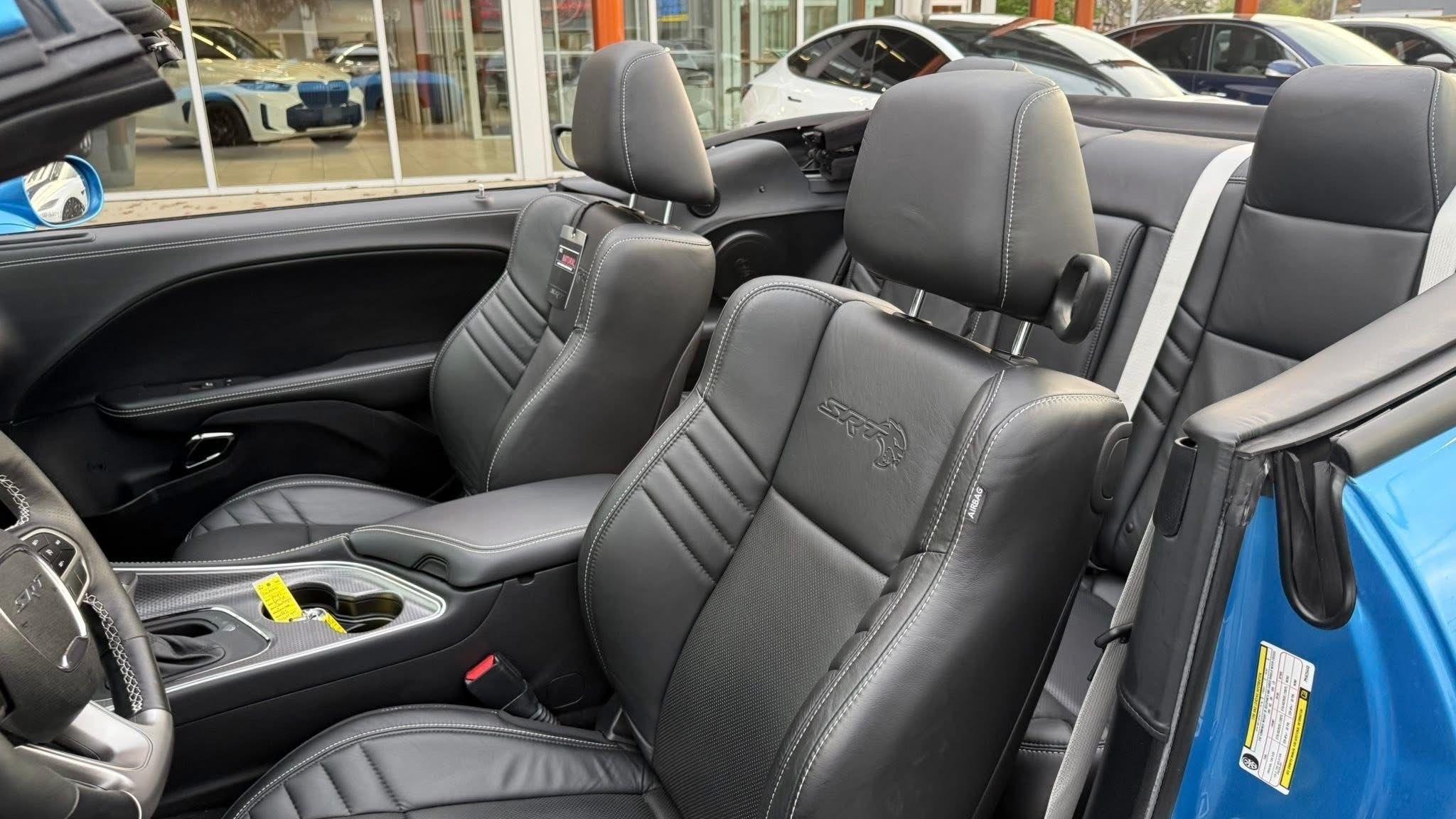 Dodge Challenger  2023