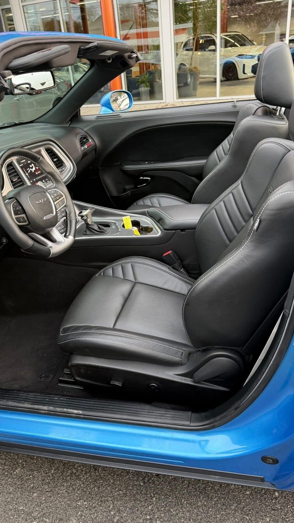 Dodge Challenger  2023