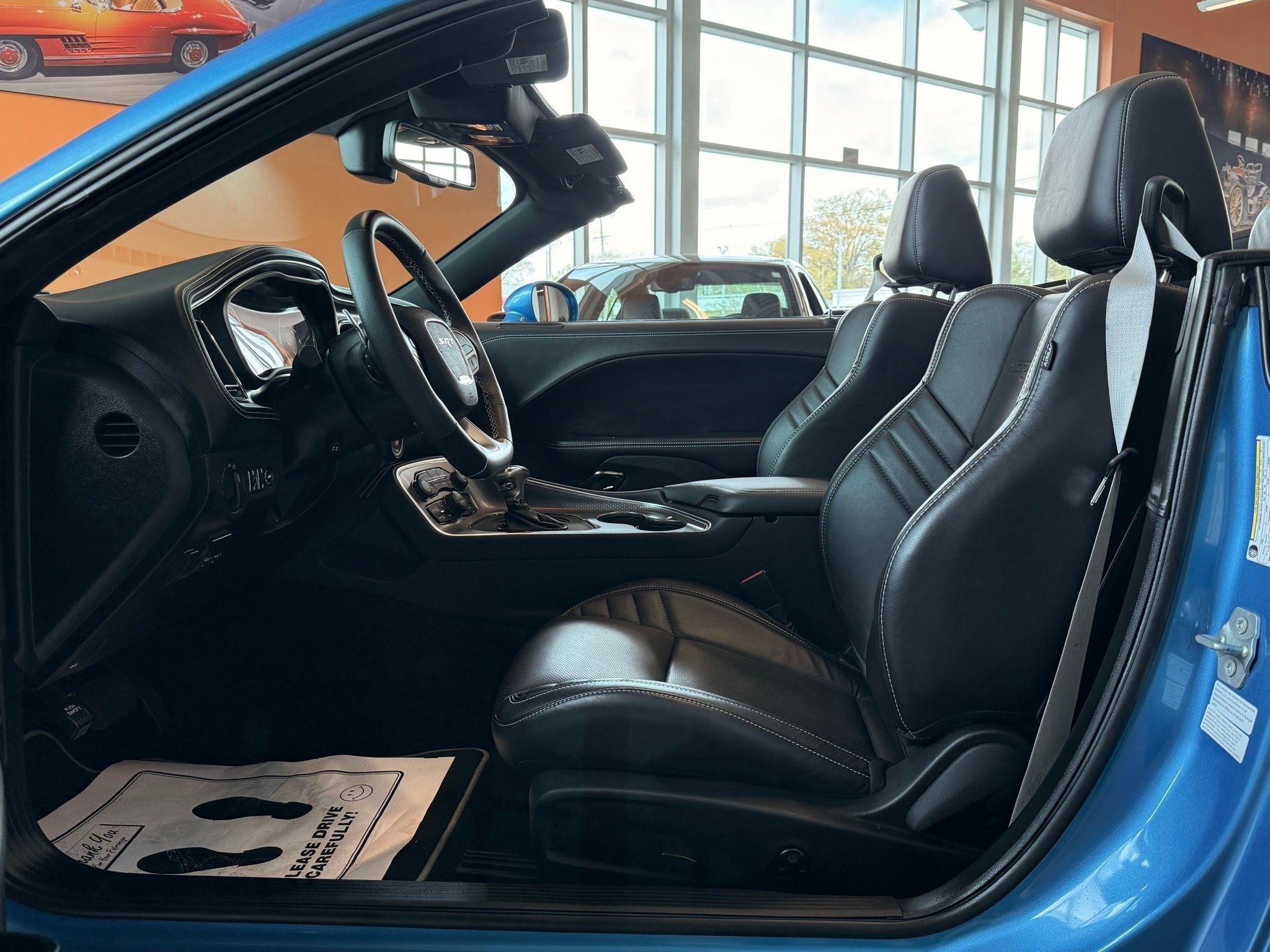 Dodge Challenger  2023