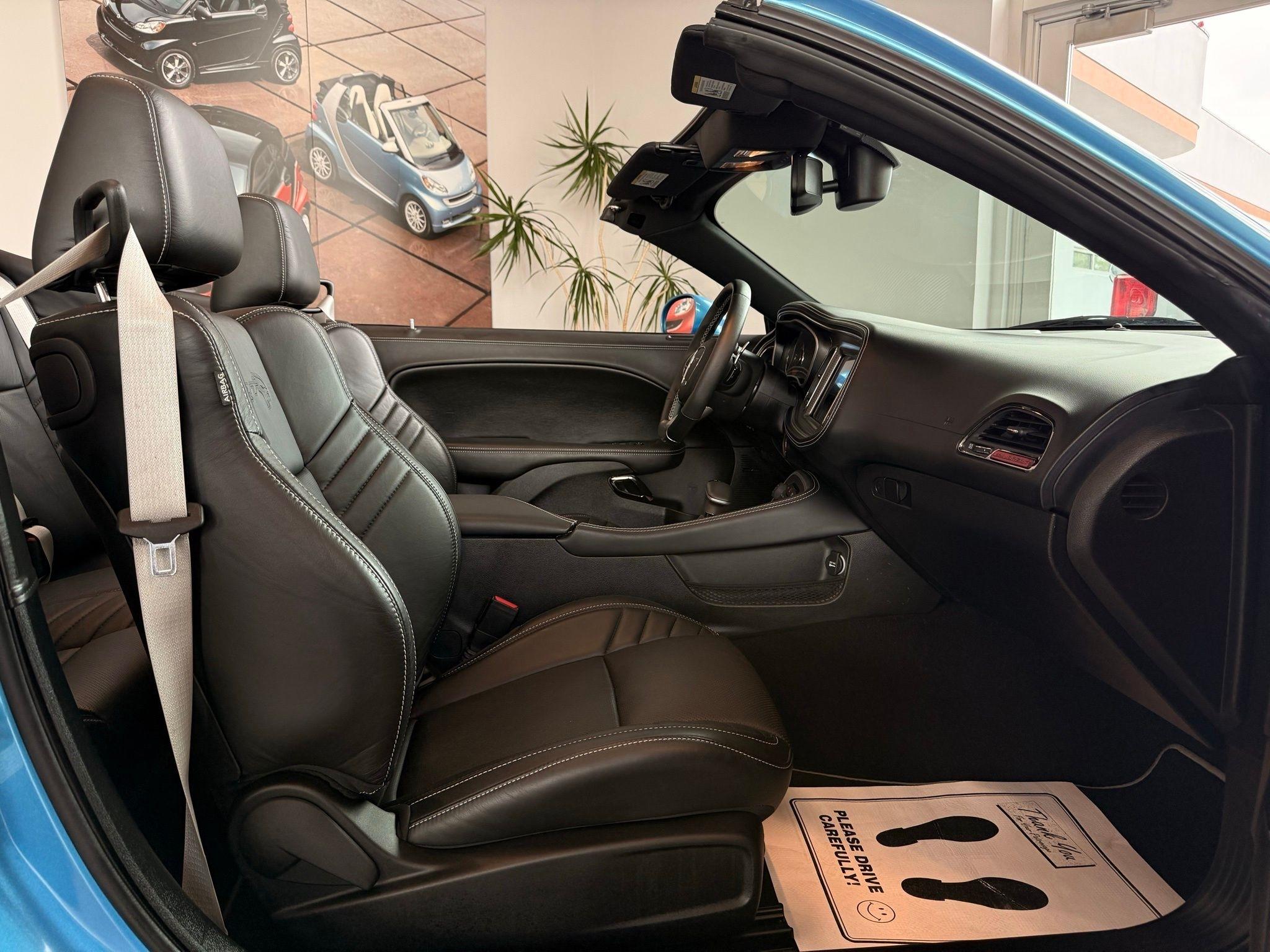 Dodge Challenger  2023