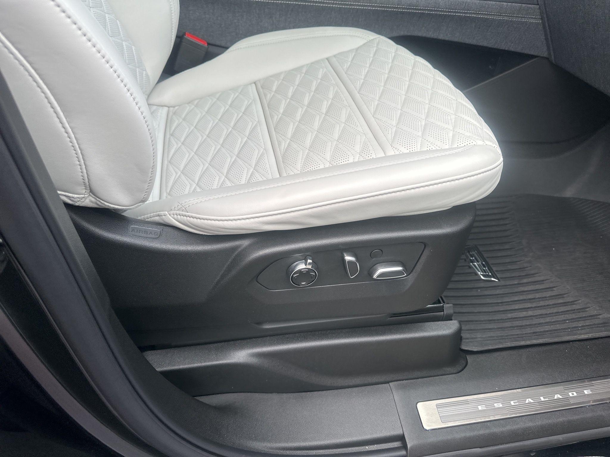 Cadillac Escalade  2026