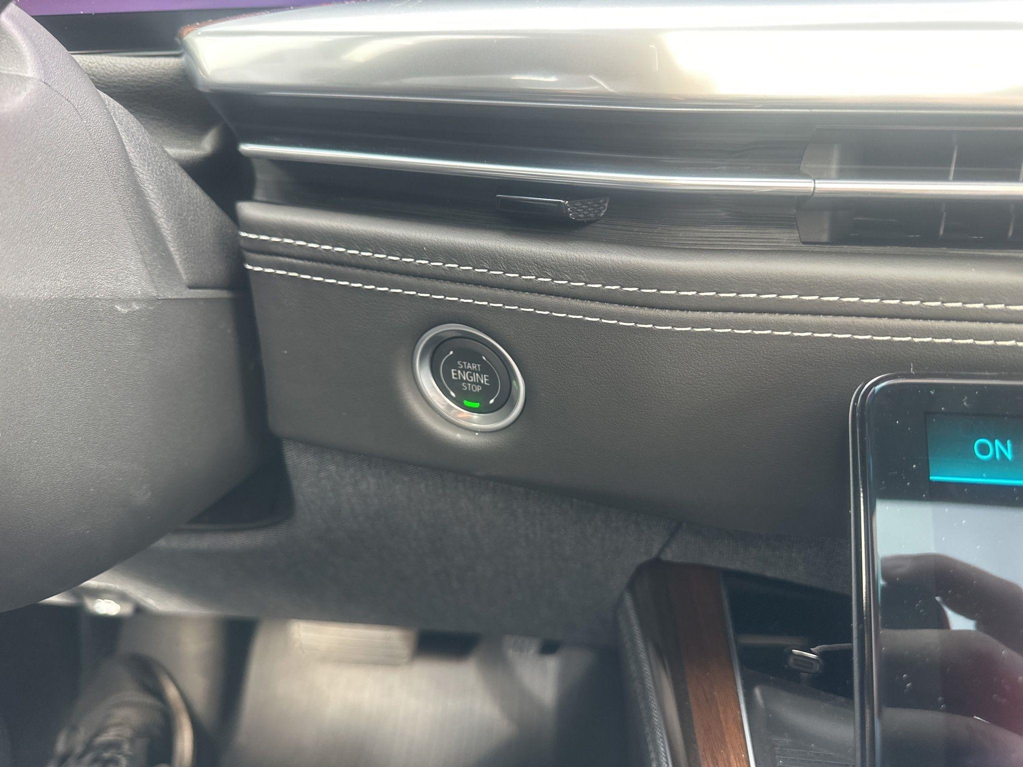 Cadillac Escalade  2026