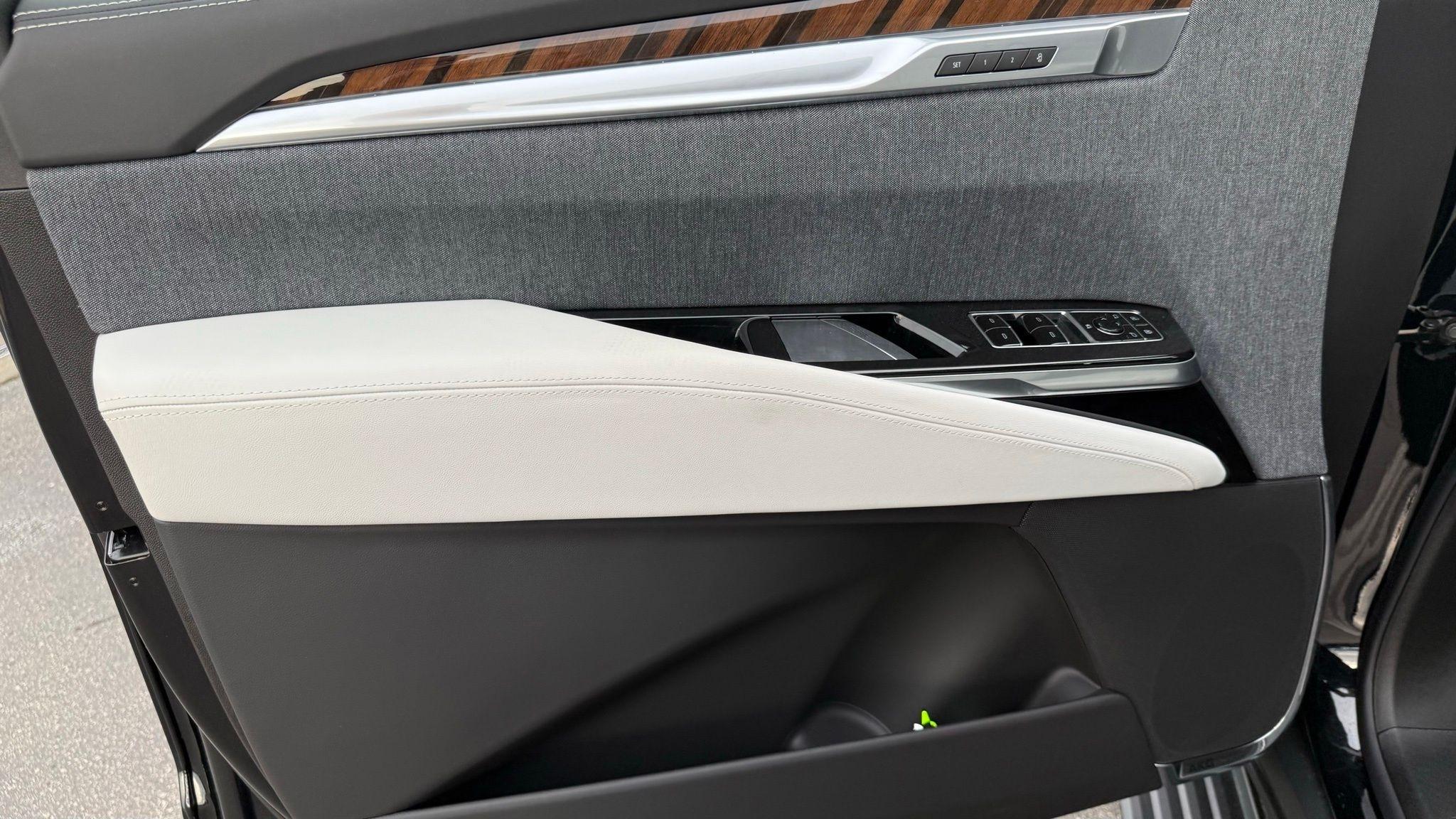 Cadillac Escalade  2026